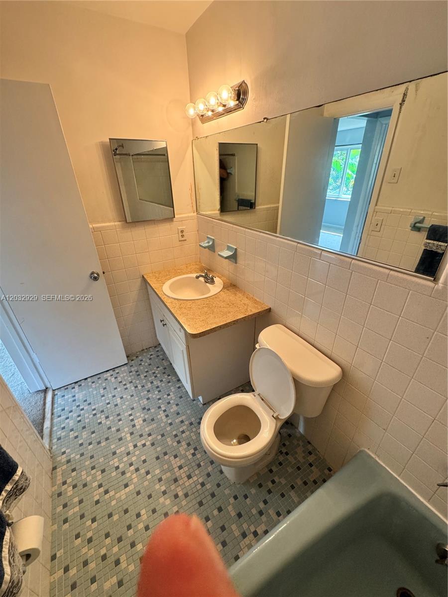 SUNNY COURT APTS CONDO - Residential Lease