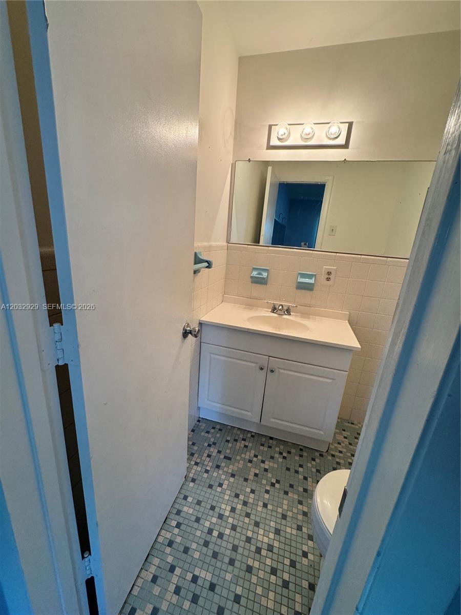 SUNNY COURT APTS CONDO - Residential Lease