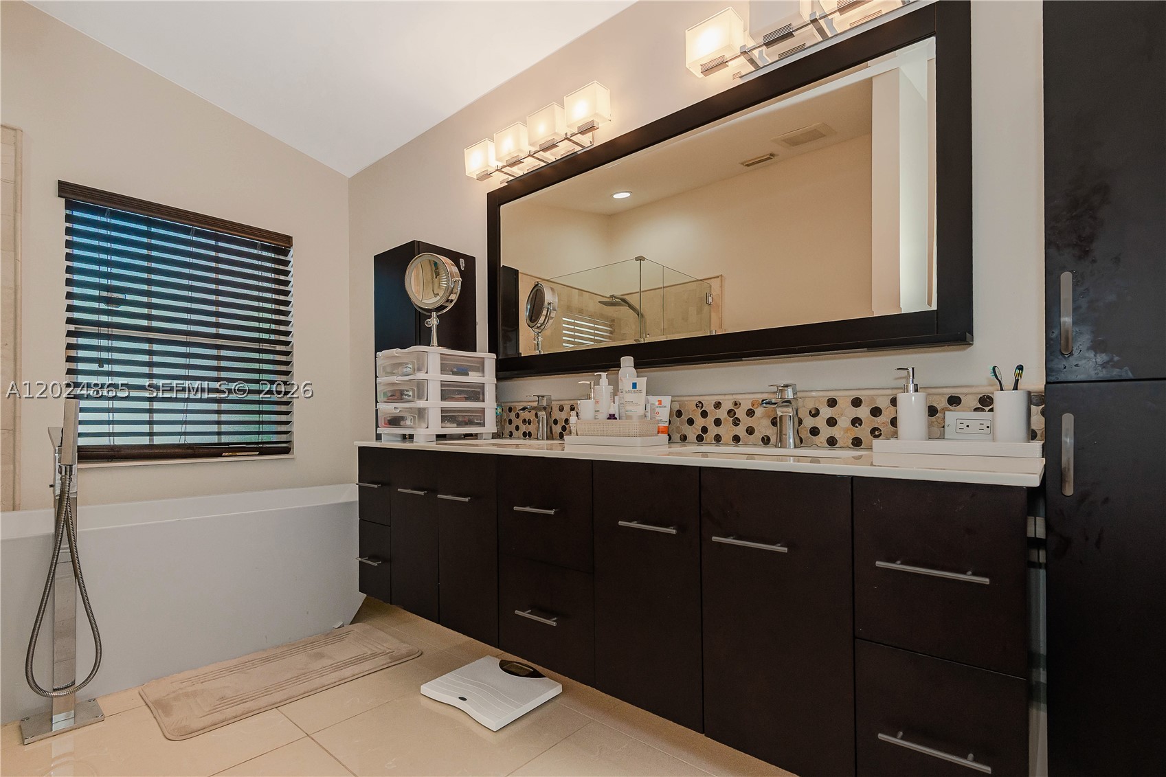 HEFTLER HOMES AT PEMBROKE - Residential
