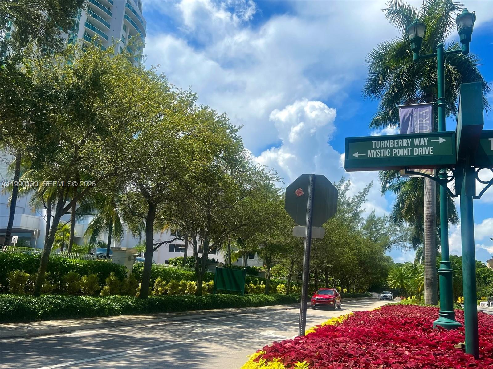 MYSTIC POINTE TOWER 500 C - Residential