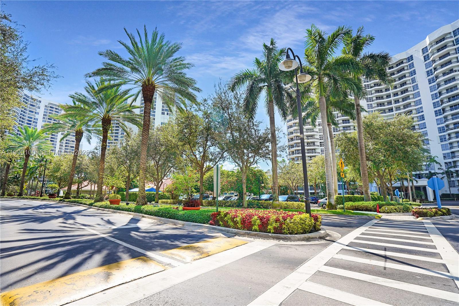 MYSTIC POINTE TOWER 500 C - Residential
