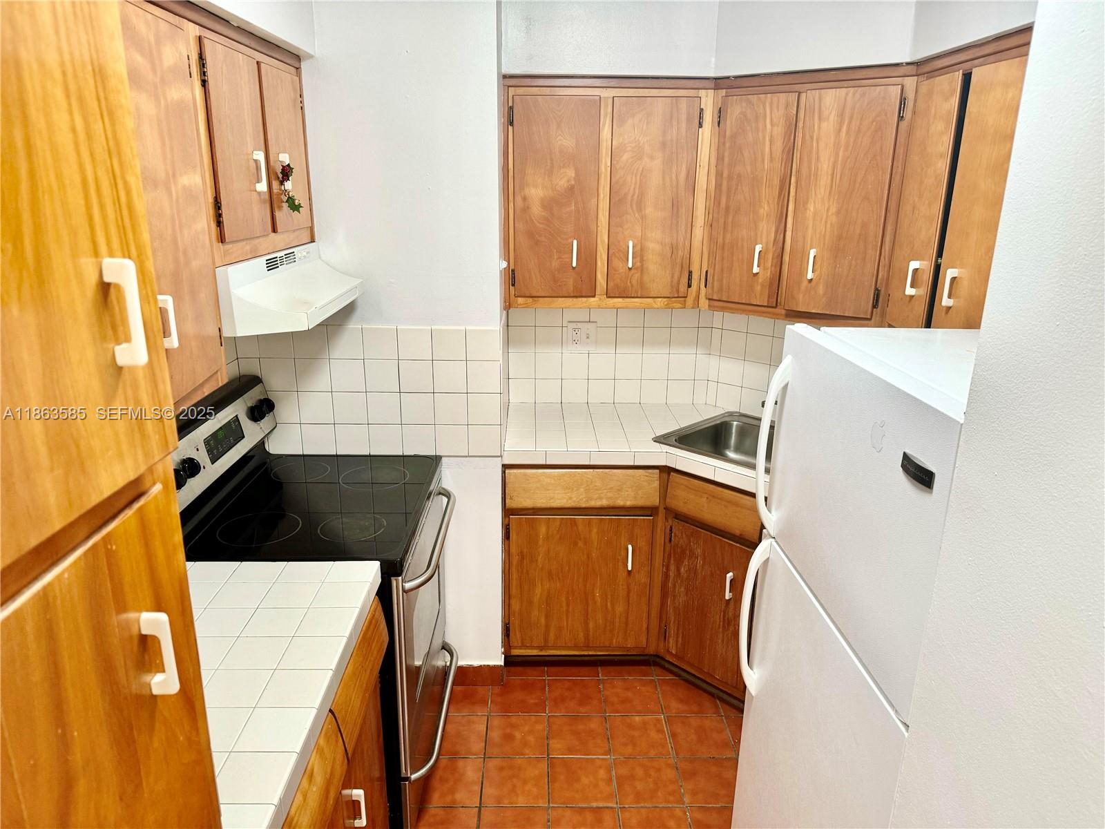 BAYSHORE COOP, INC - Residential Lease