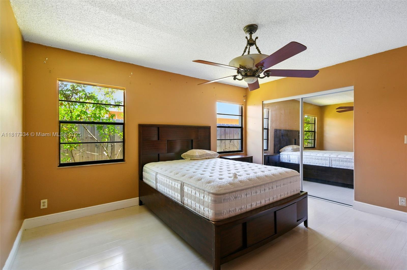 NORTH LAUDERDALE VILLAGE - Residential