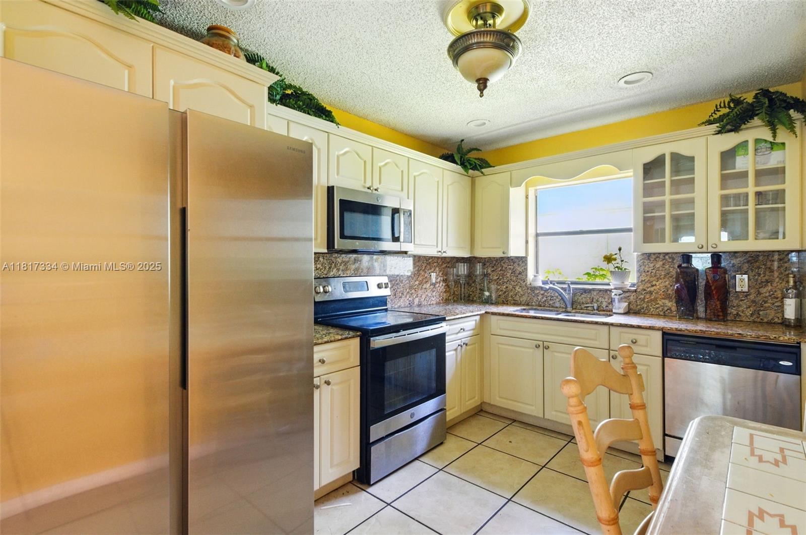 NORTH LAUDERDALE VILLAGE - Residential
