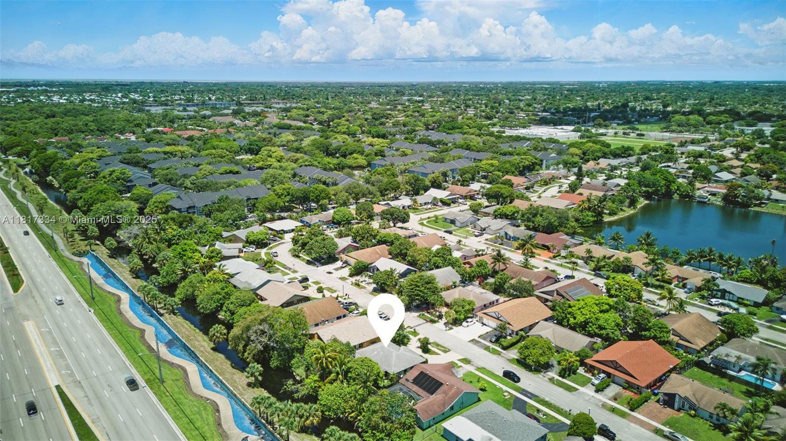 NORTH LAUDERDALE VILLAGE - Residential