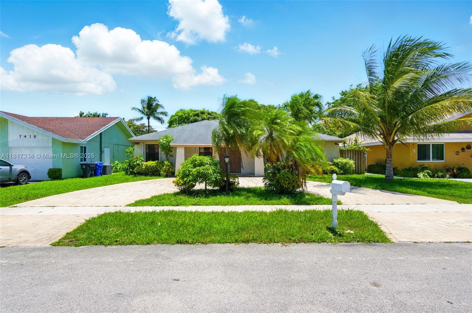 NORTH LAUDERDALE VILLAGE - Residential