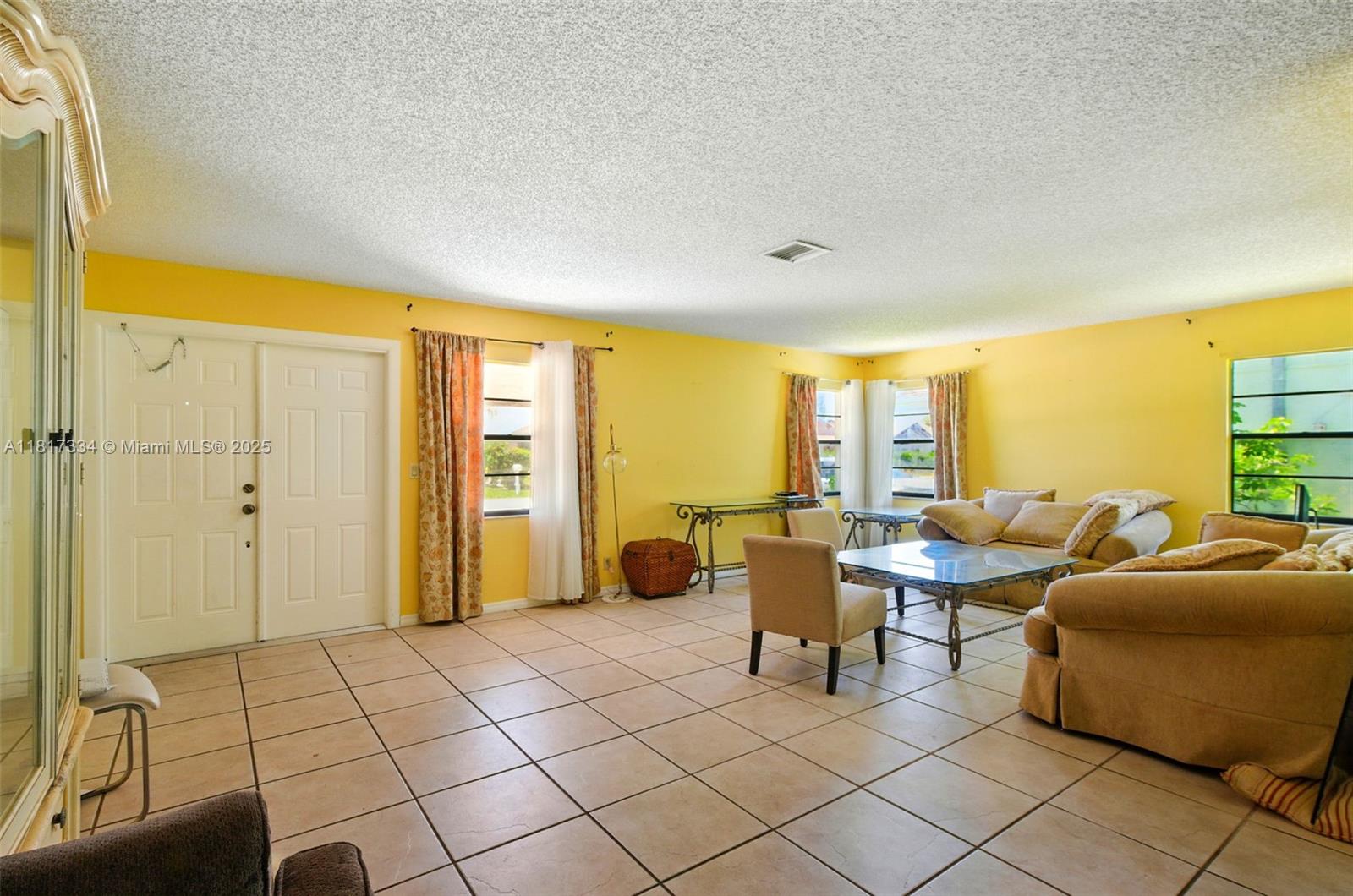 NORTH LAUDERDALE VILLAGE - Residential