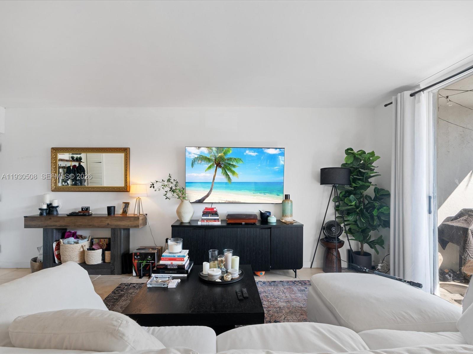 NIRVANA CONDO NO ONE COND - Residential