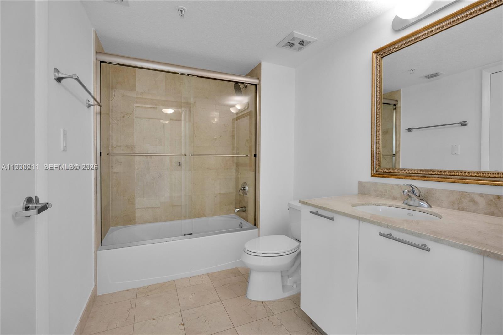 1800 CLUB CONDO - Residential