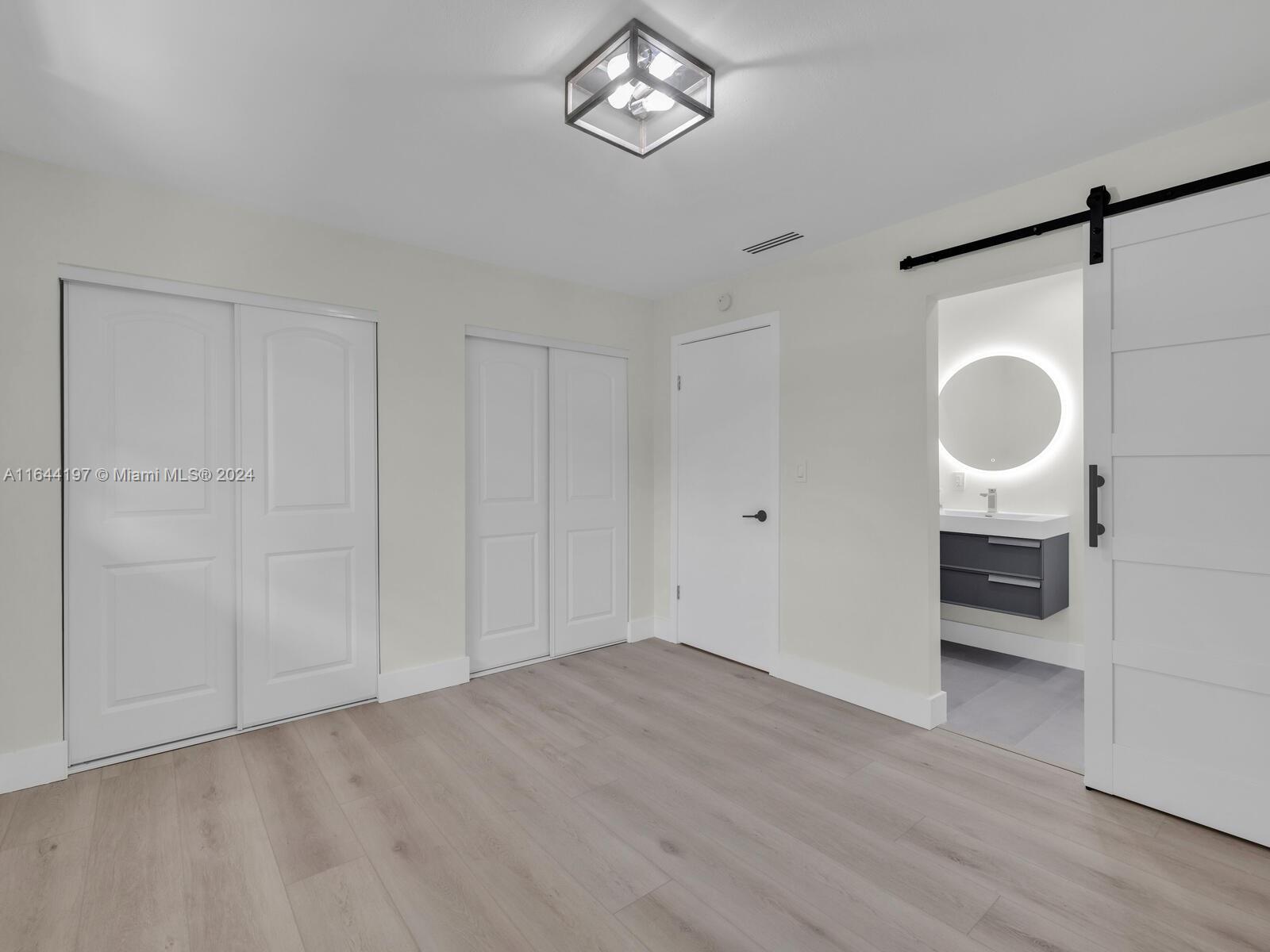 THE MAJORCAS CONDO - Residential
