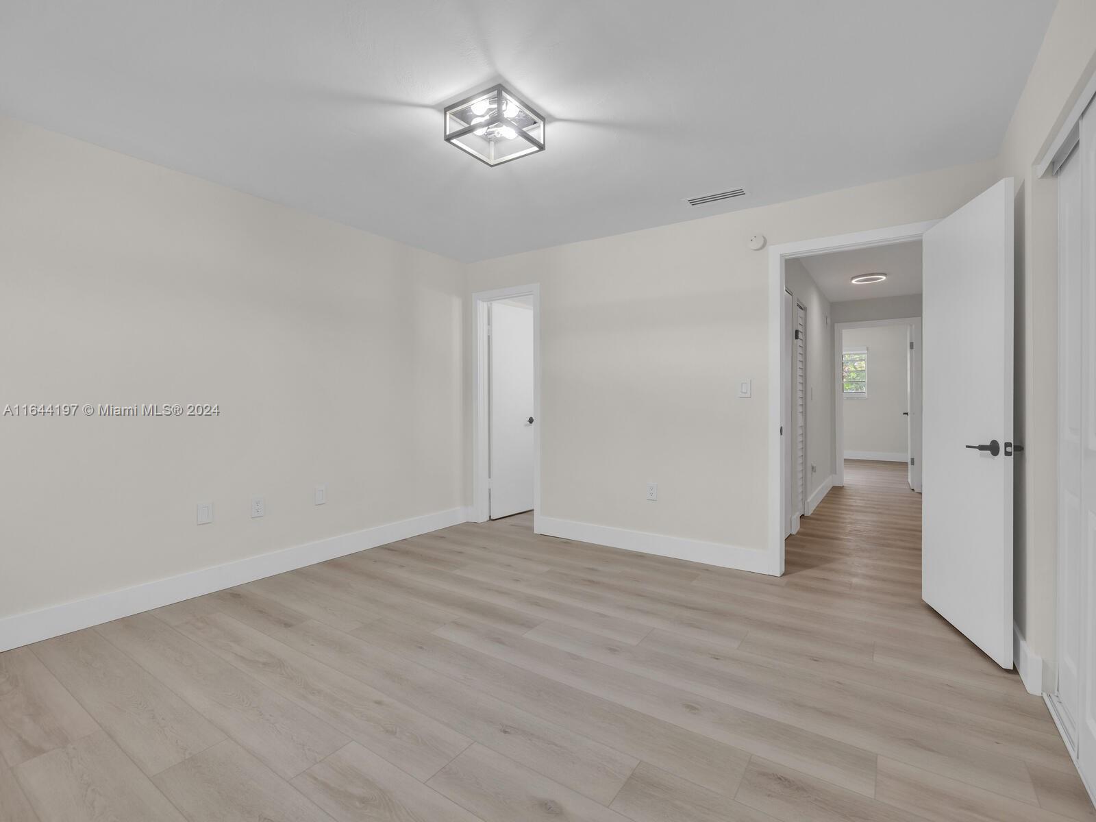 THE MAJORCAS CONDO - Residential