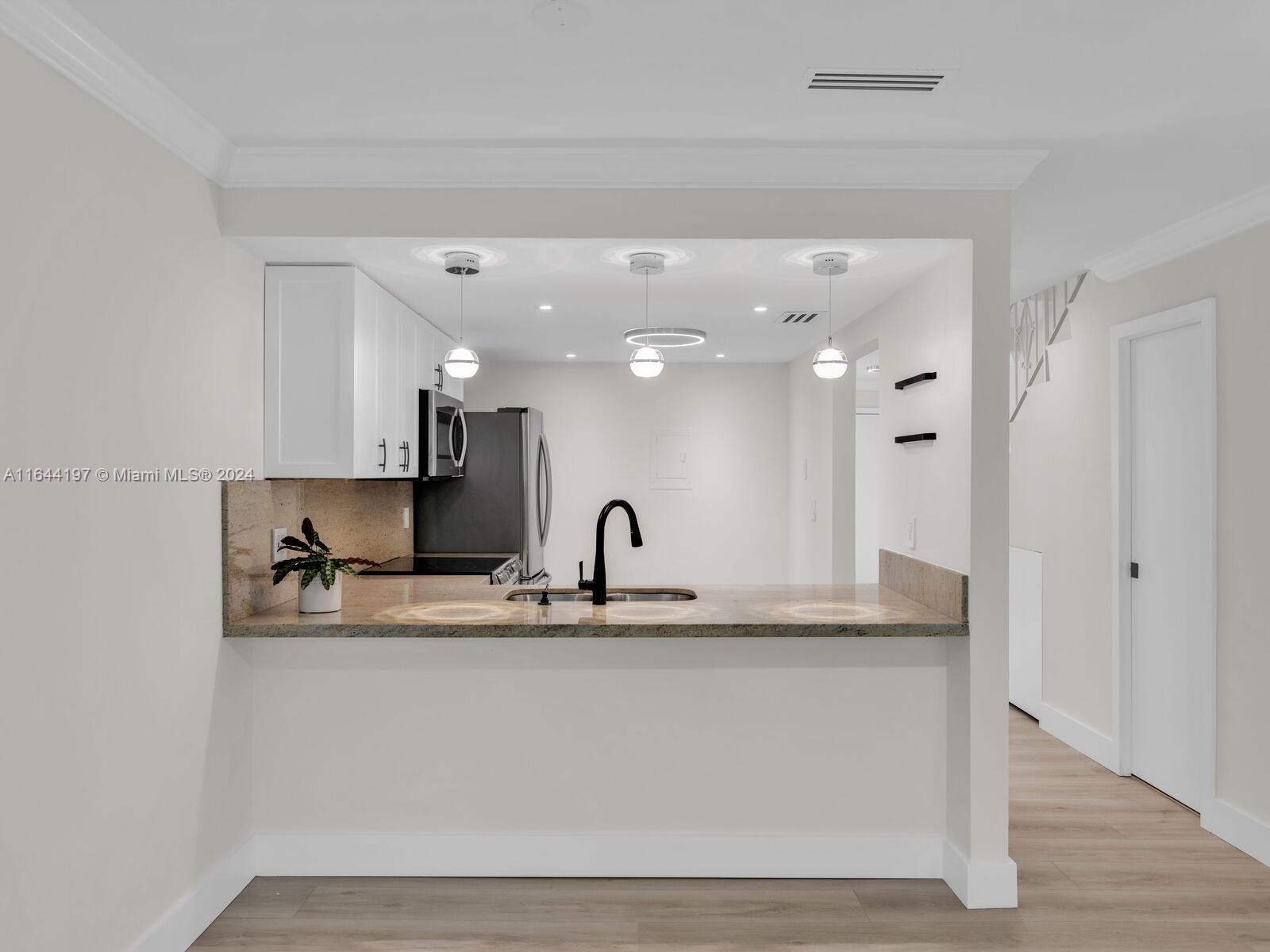 THE MAJORCAS CONDO - Residential