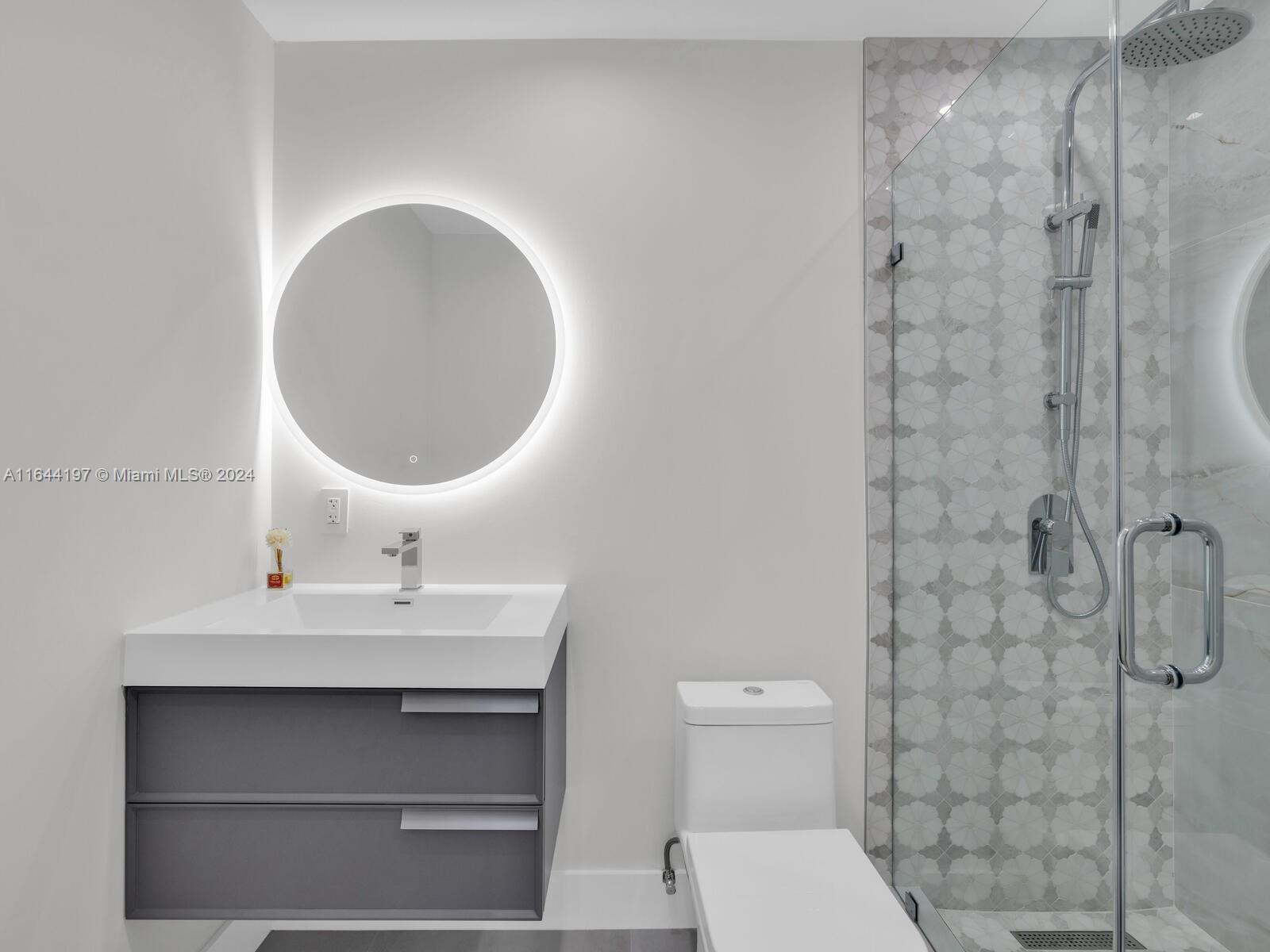 THE MAJORCAS CONDO - Residential
