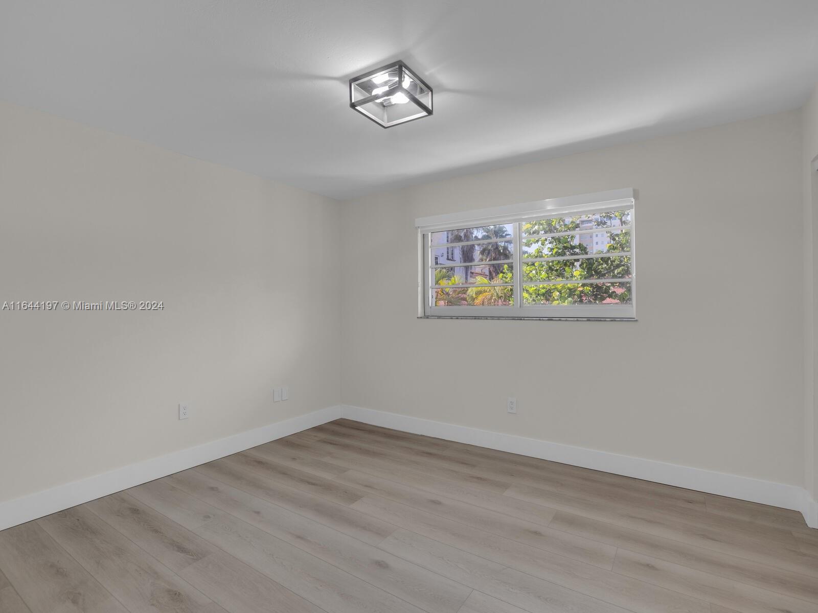 THE MAJORCAS CONDO - Residential