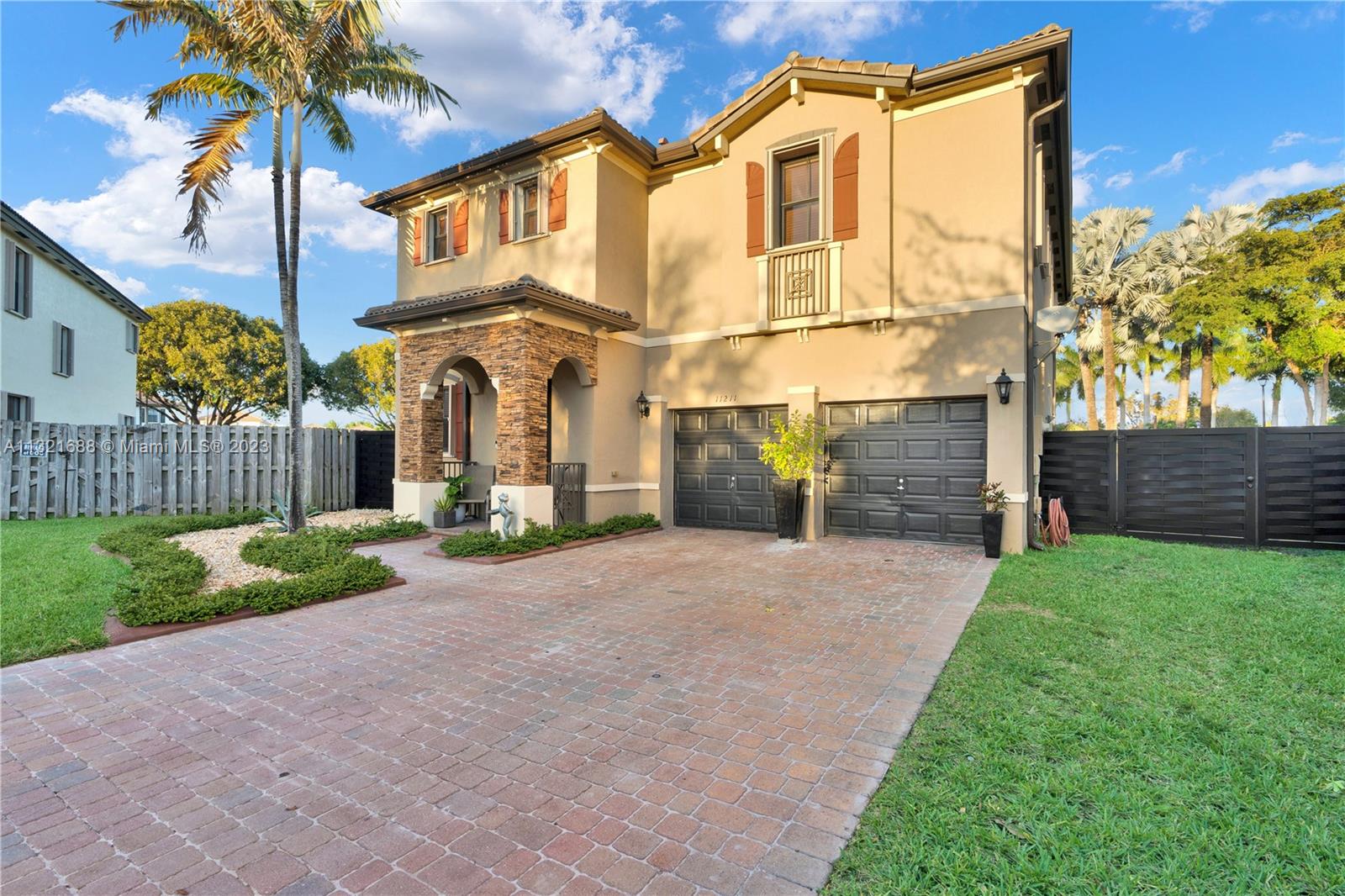 SILVER PALM EAST SECTION - Residential