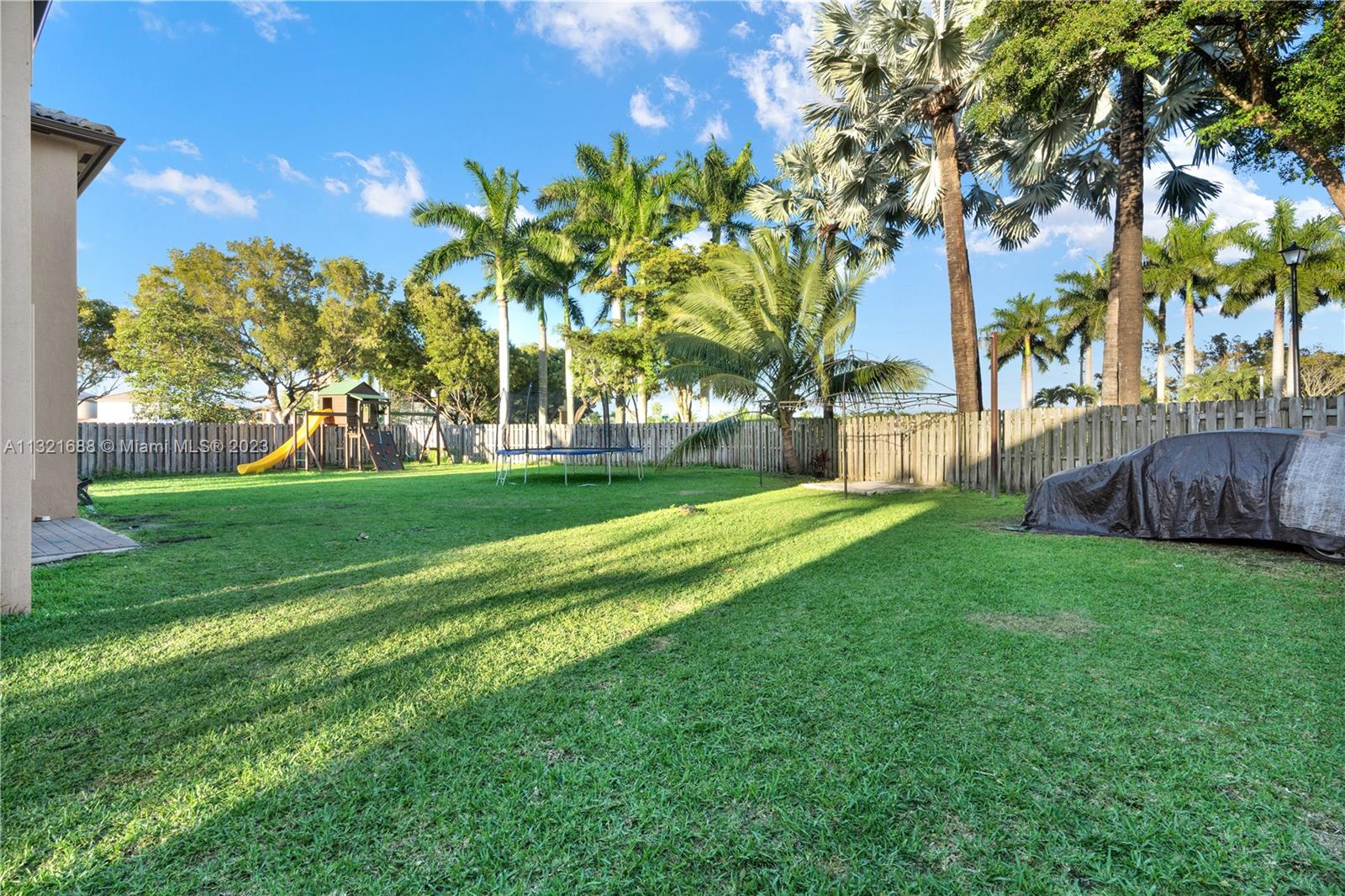 SILVER PALM EAST SECTION - Residential