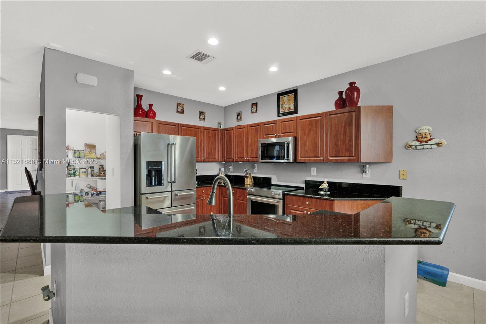 SILVER PALM EAST SECTION - Residential