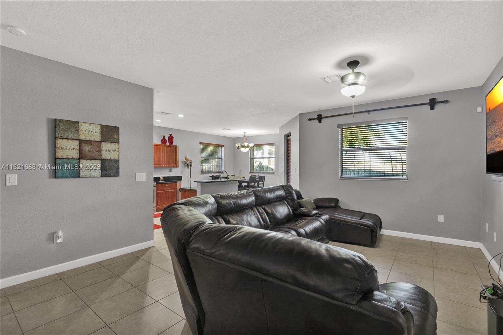 SILVER PALM EAST SECTION - Residential