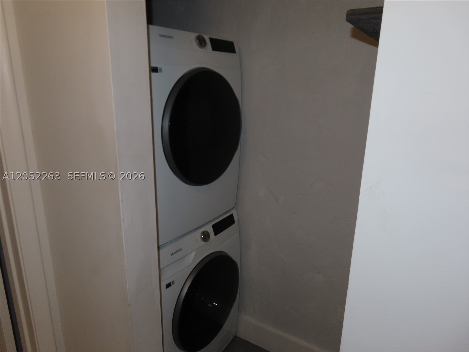 BENT TREE PARCEL 6 CONDO - Residential Lease