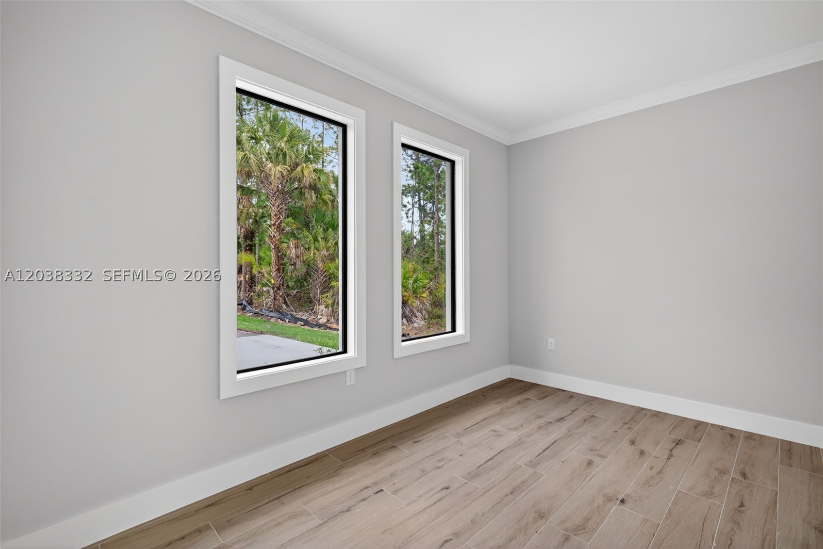 SUN N LAKES - Residential