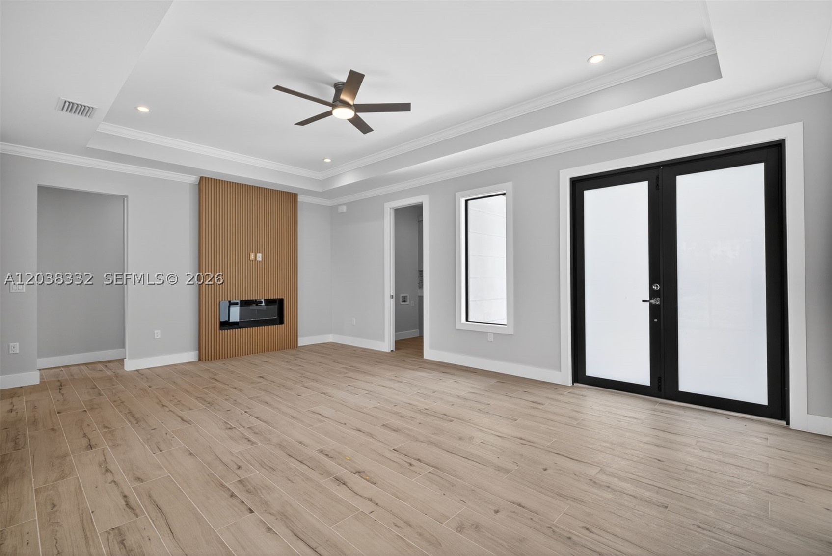 SUN N LAKES - Residential