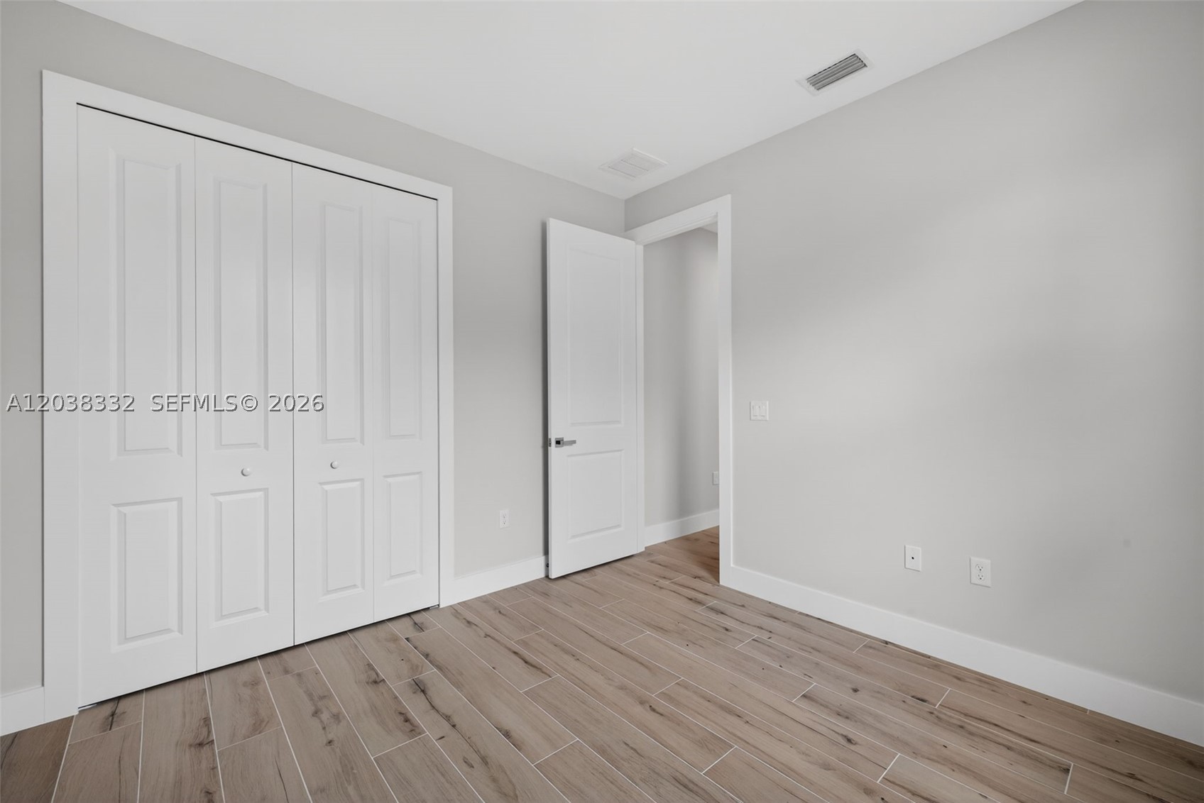 SUN N LAKES - Residential