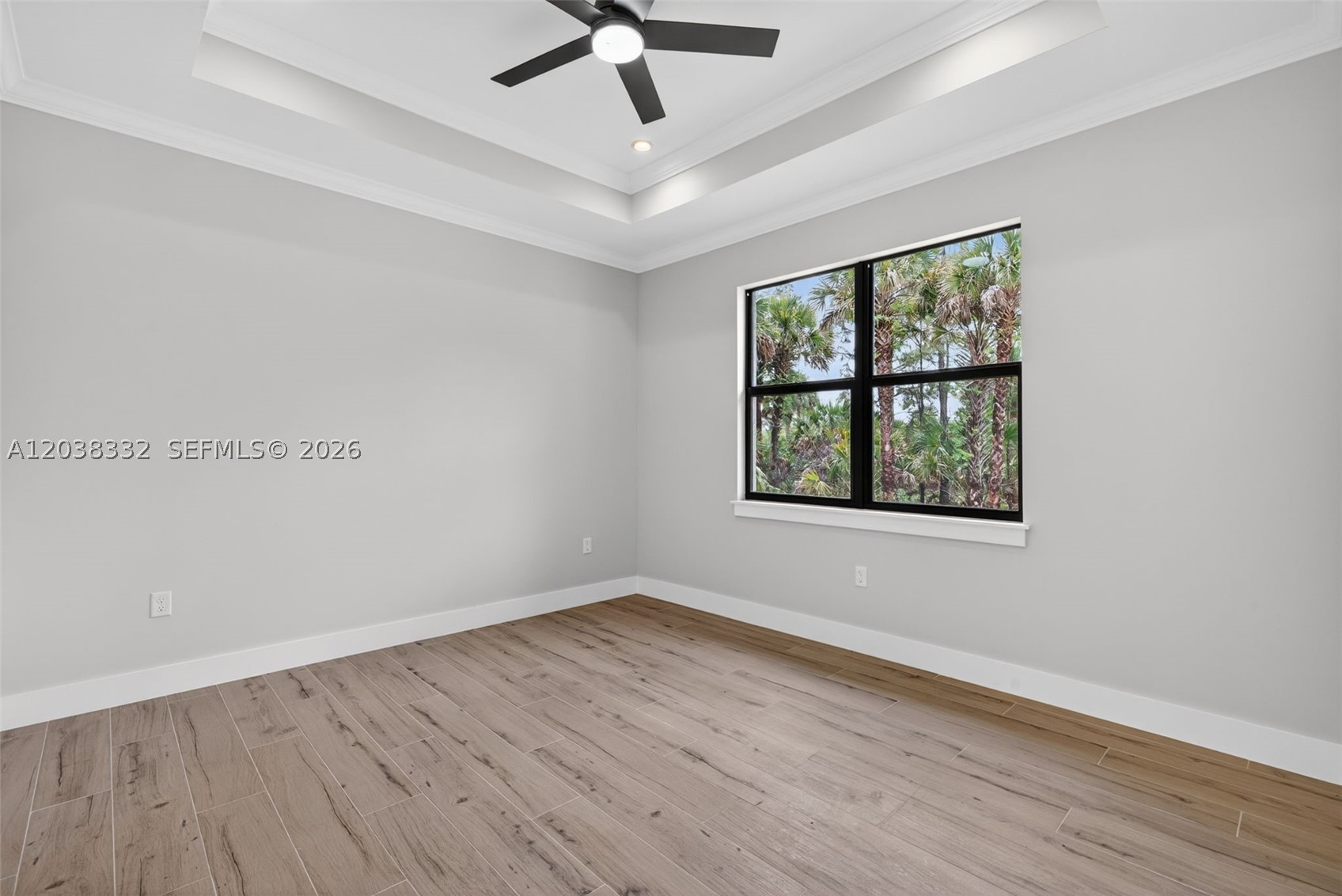 SUN N LAKES - Residential