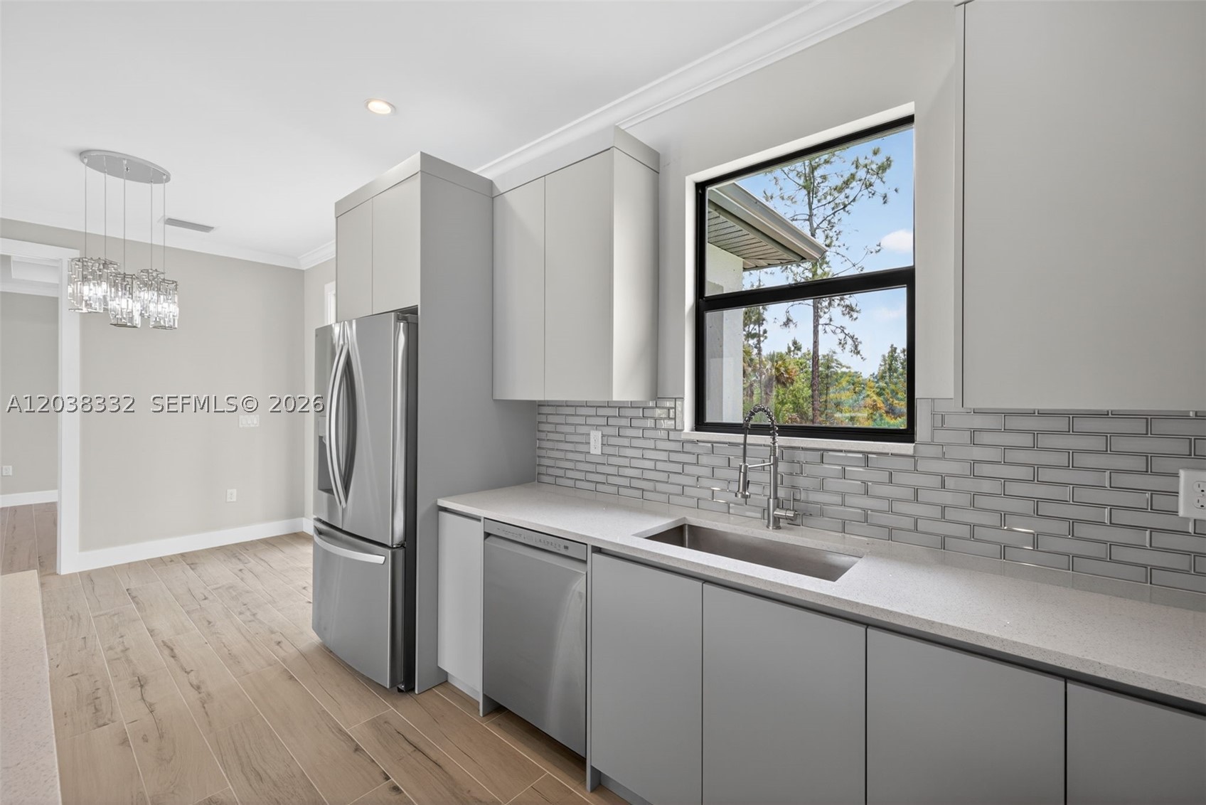 SUN N LAKES - Residential