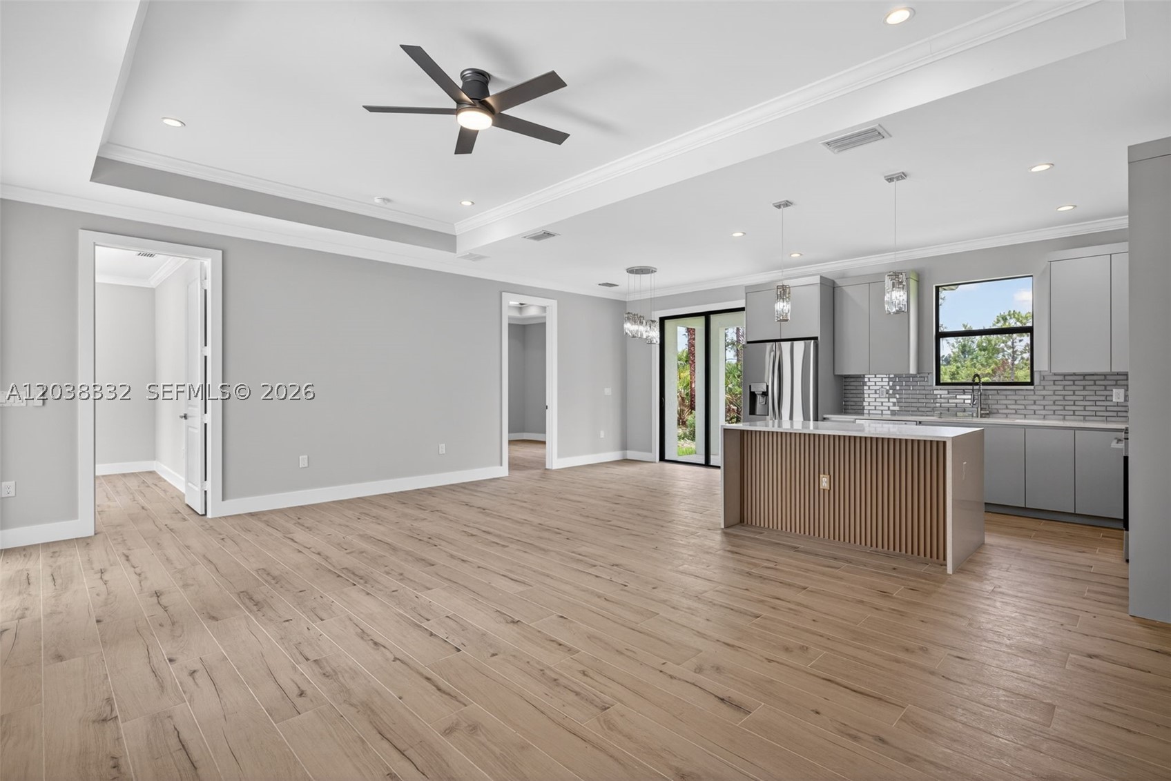 SUN N LAKES - Residential