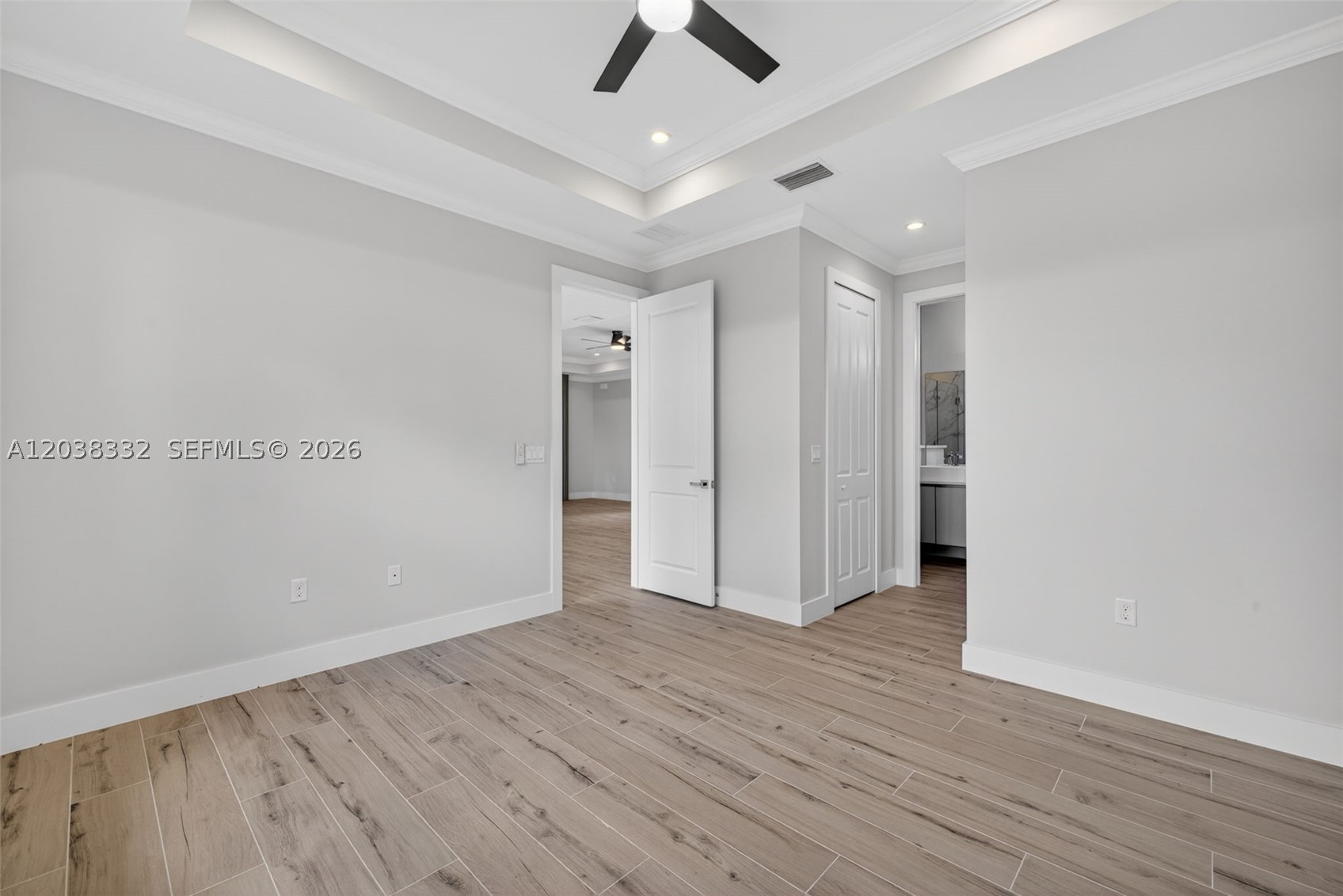 SUN N LAKES - Residential