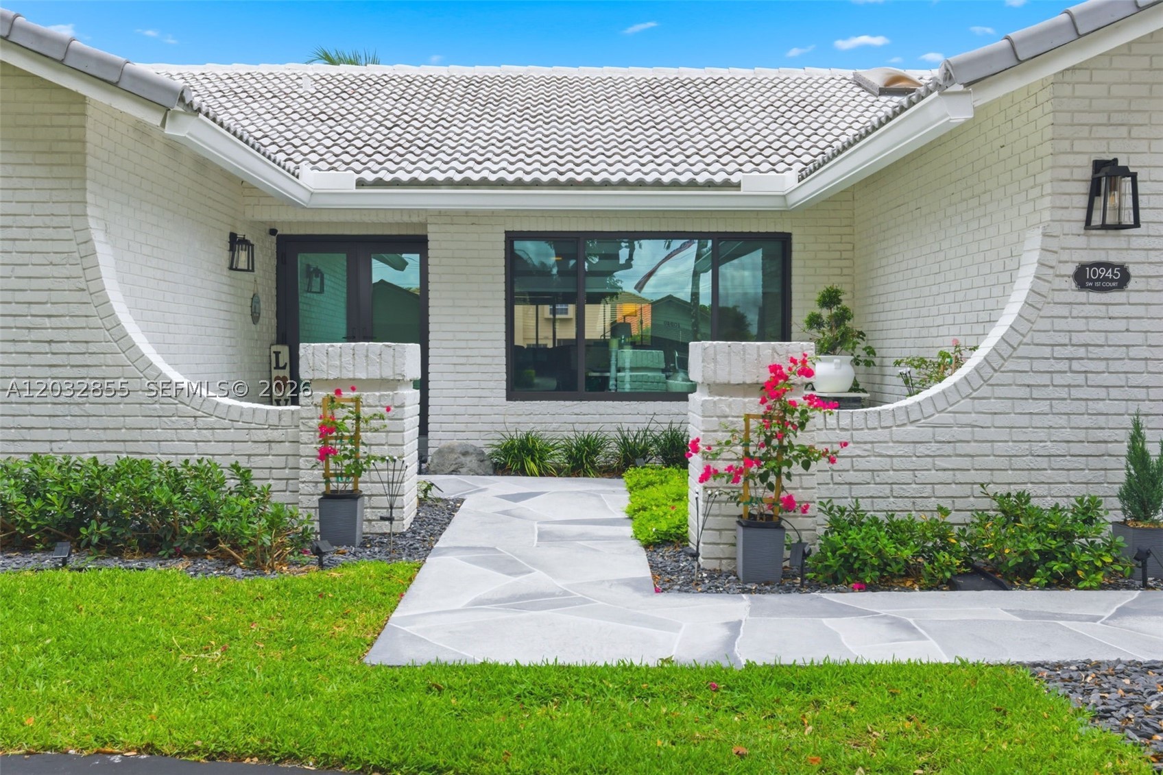 CYPRESS GLEN - Residential