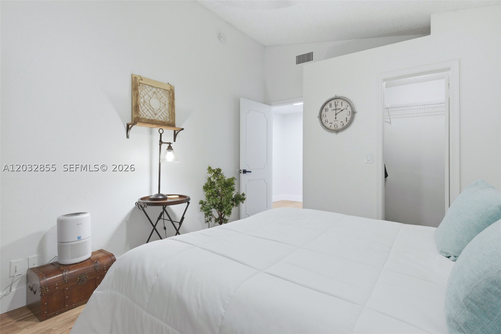 CYPRESS GLEN - Residential