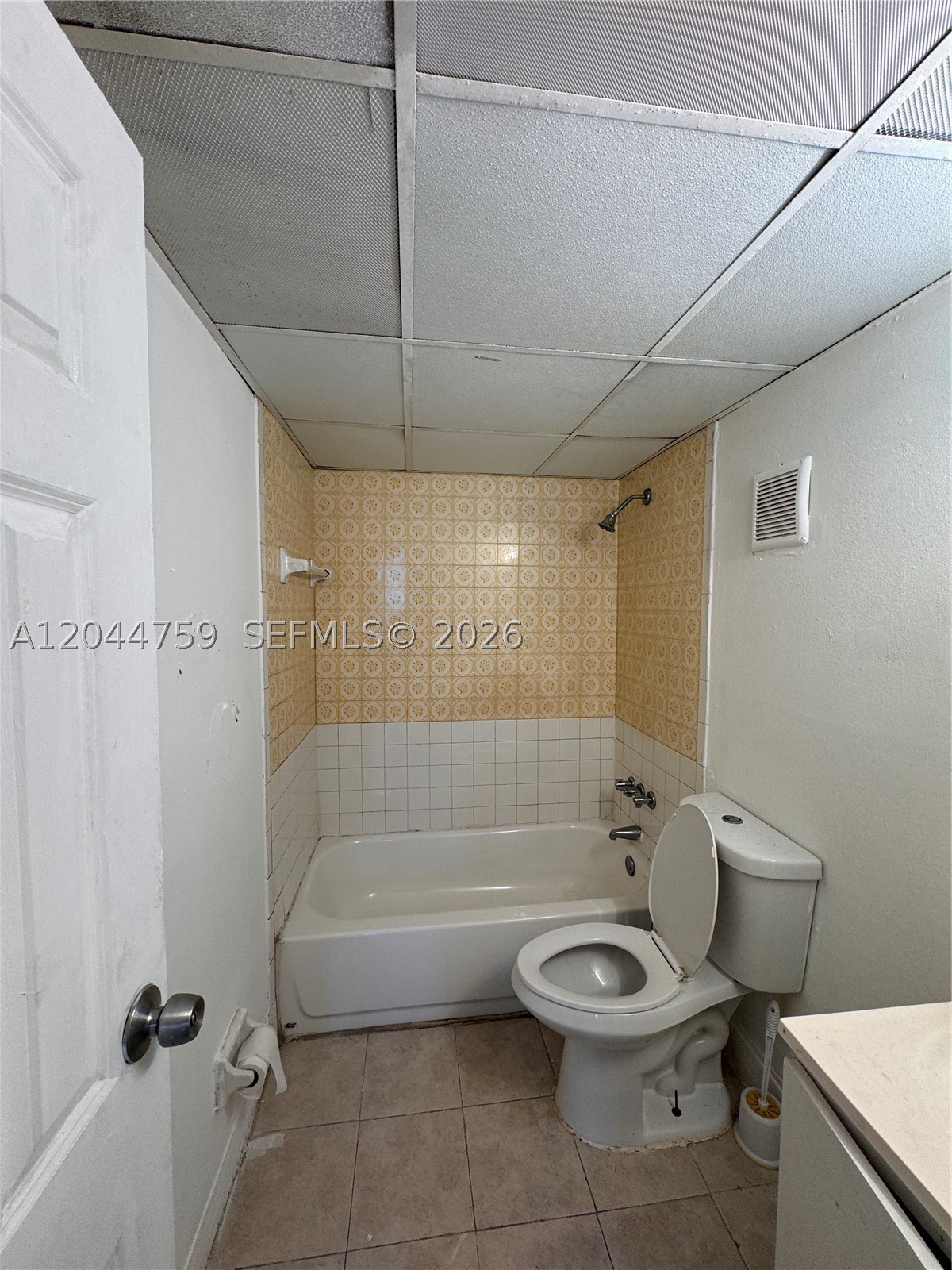 This freshly painted 2 bedroom, 2 bathroom offers a comfortable and functional layout. All bedrooms are conveniently located in the back, creating separation between living and sleeping areas.