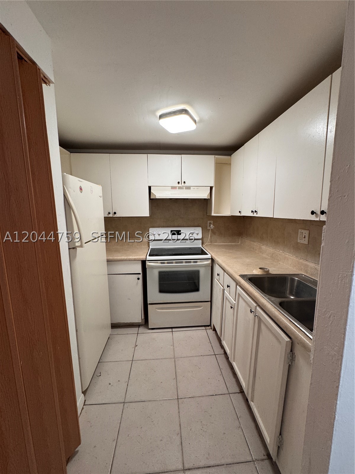 TREE GARDEN CONDO - Residential Lease