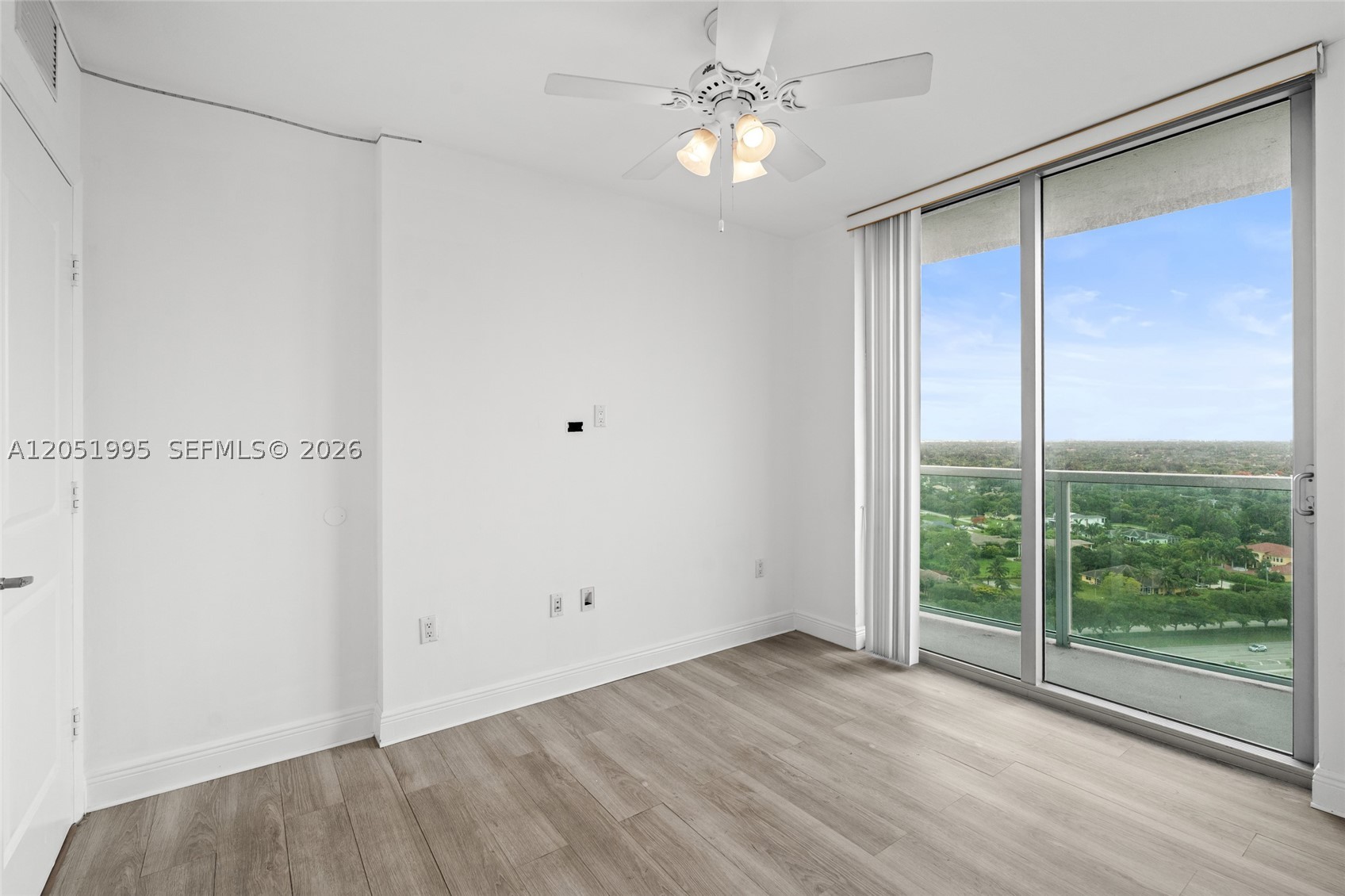 TAO SAWGRASS CONDOMINIUM - Residential Lease