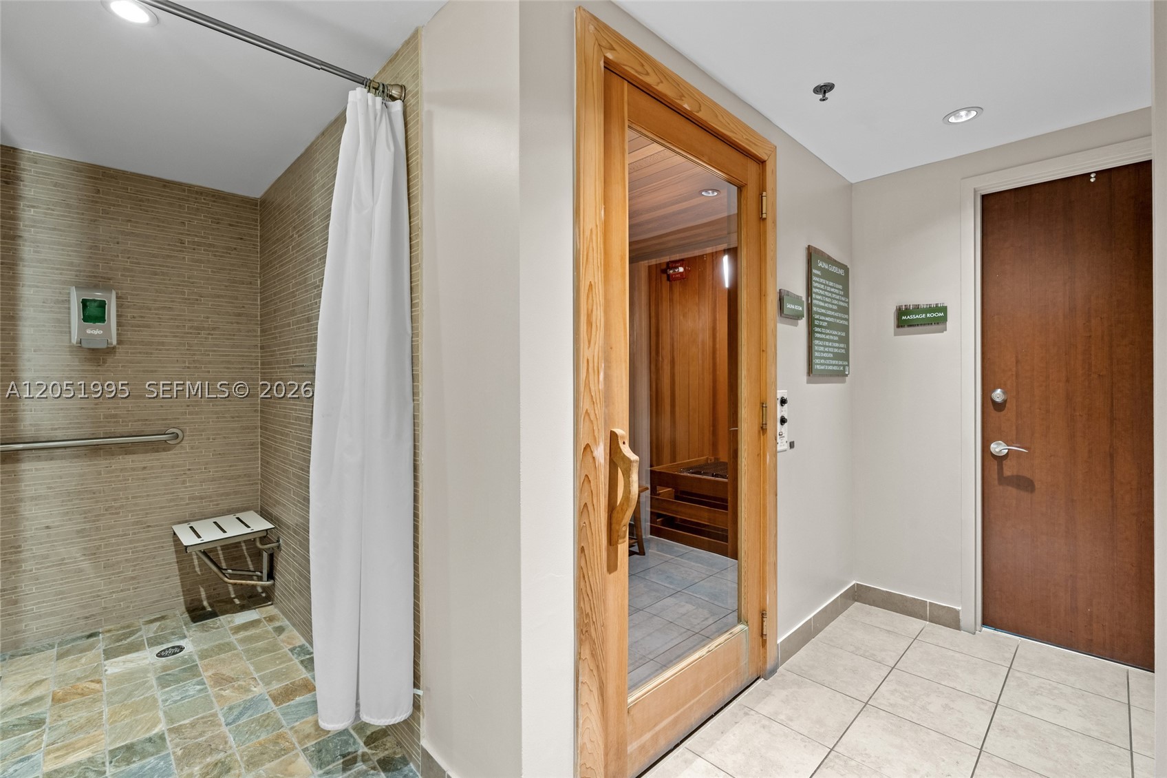 TAO SAWGRASS CONDOMINIUM - Residential Lease