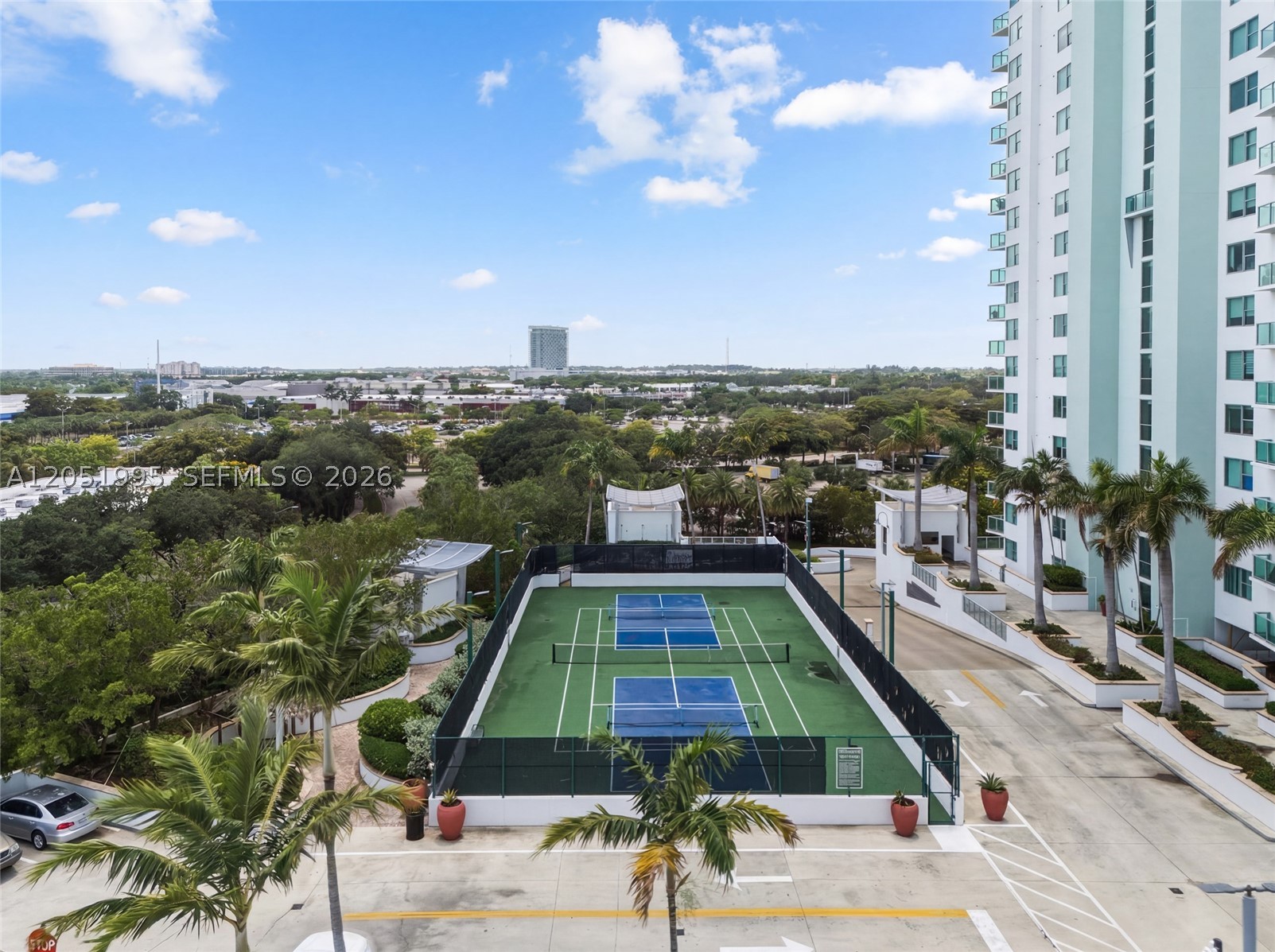 TAO SAWGRASS CONDOMINIUM - Residential Lease