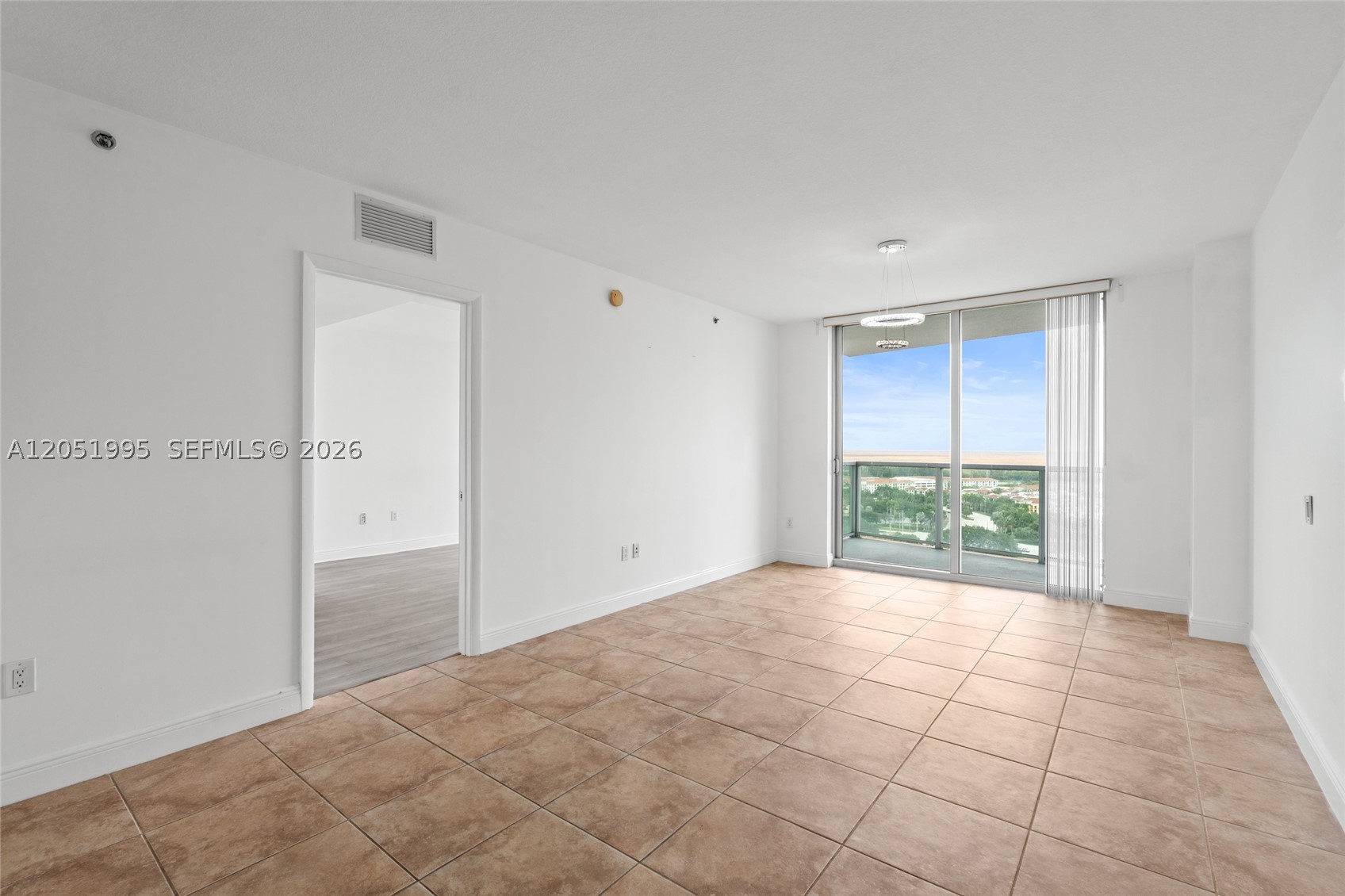 TAO SAWGRASS CONDOMINIUM - Residential Lease
