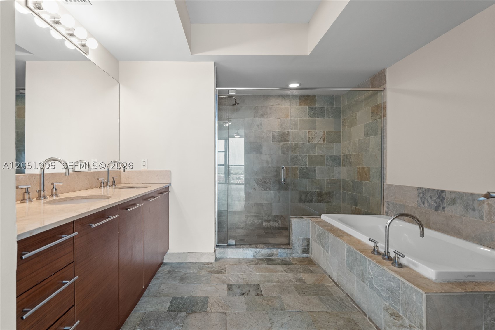 TAO SAWGRASS CONDOMINIUM - Residential Lease