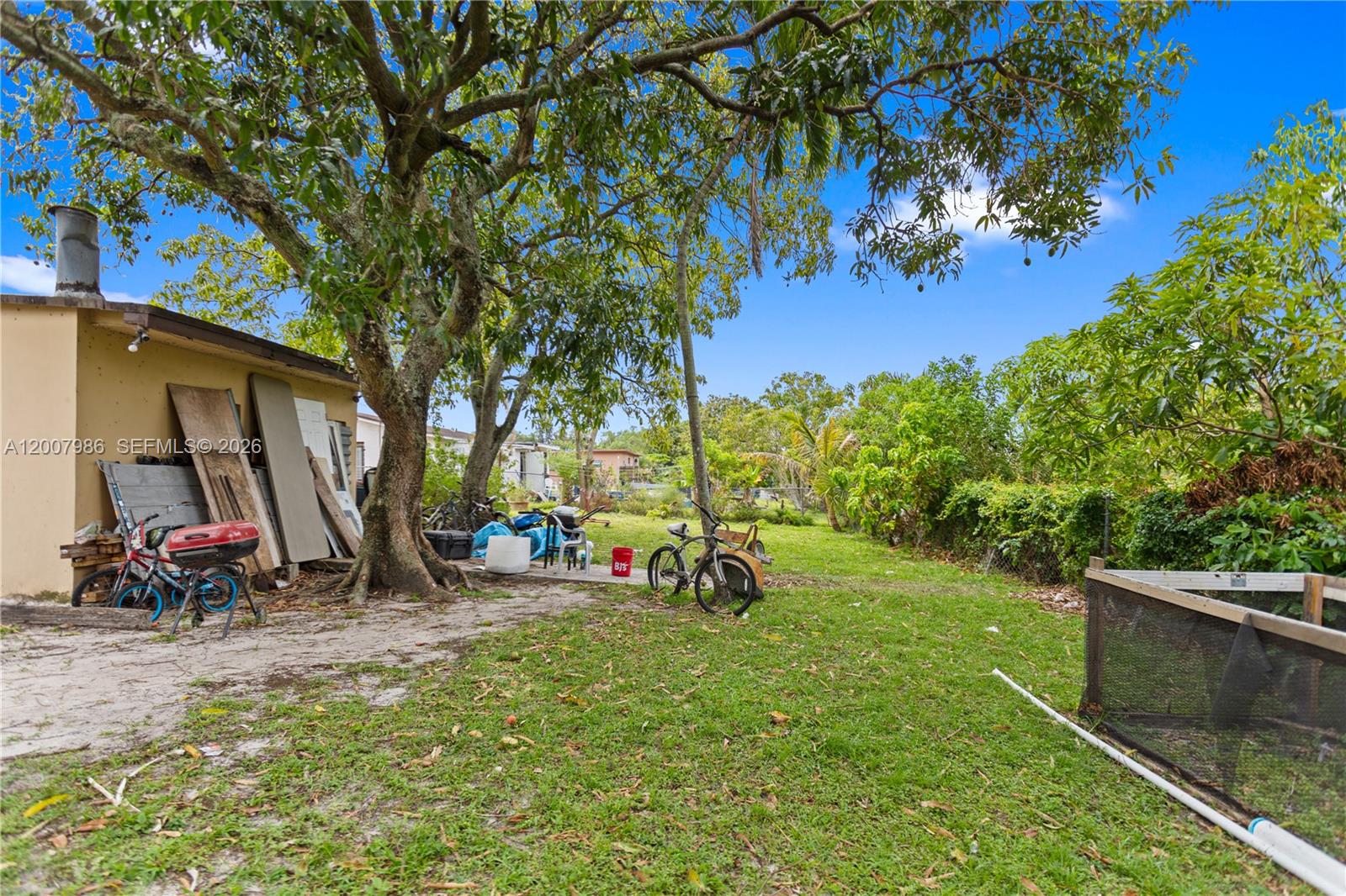 SILVER BLUE LAKE ESTATES - Residential