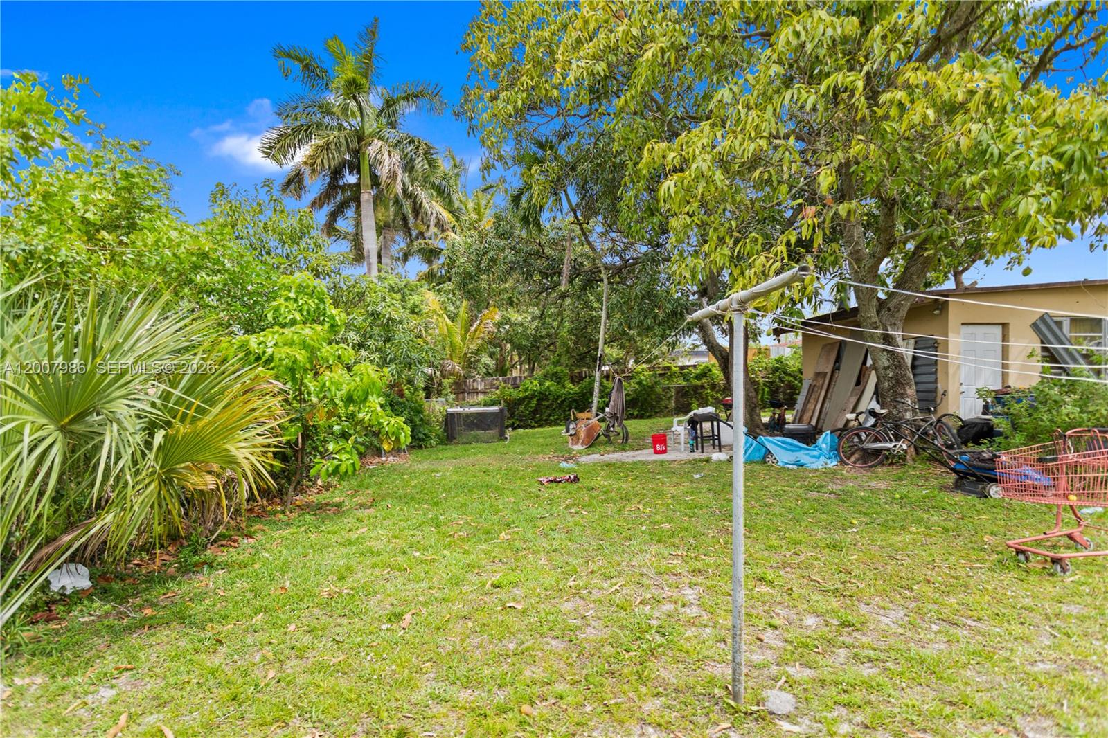 SILVER BLUE LAKE ESTATES - Residential
