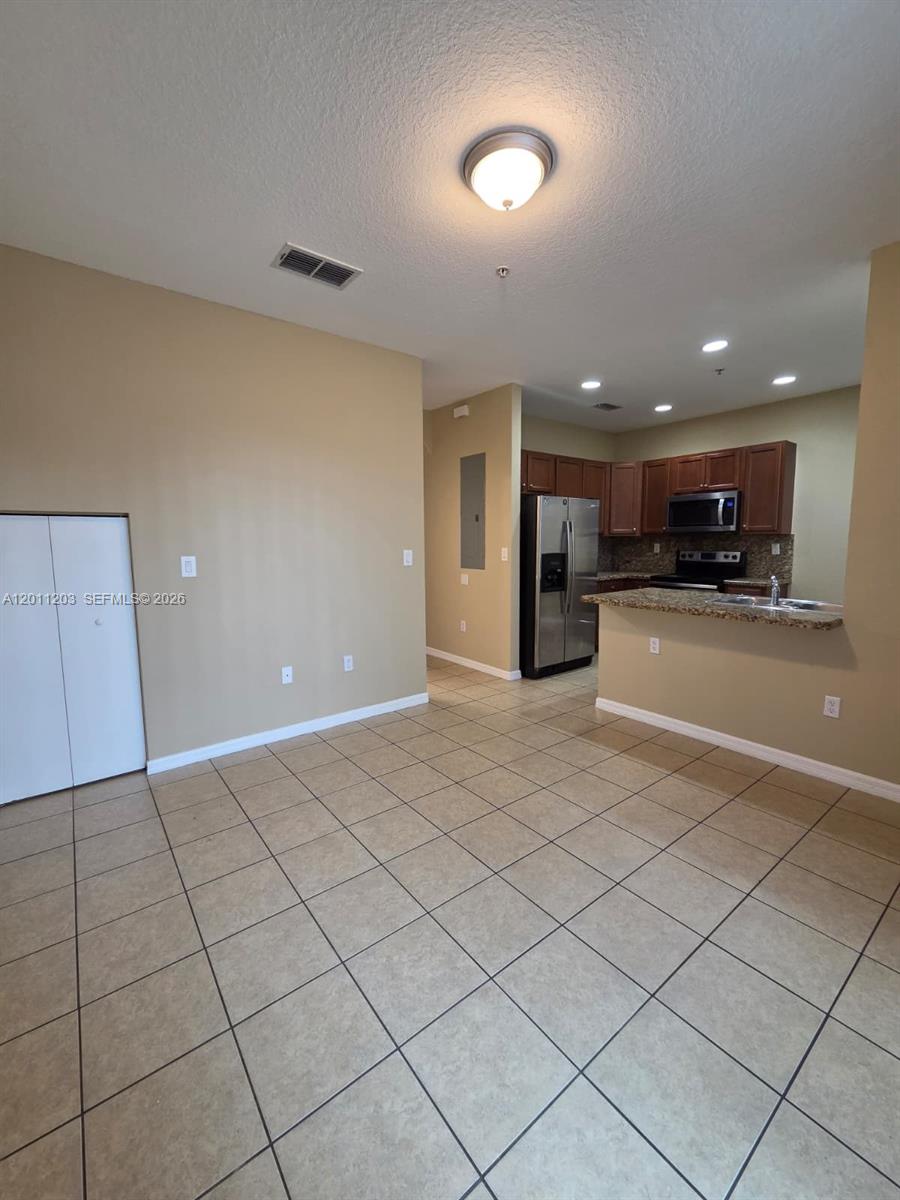 TUSCAN VILLAS CONDO - Residential
