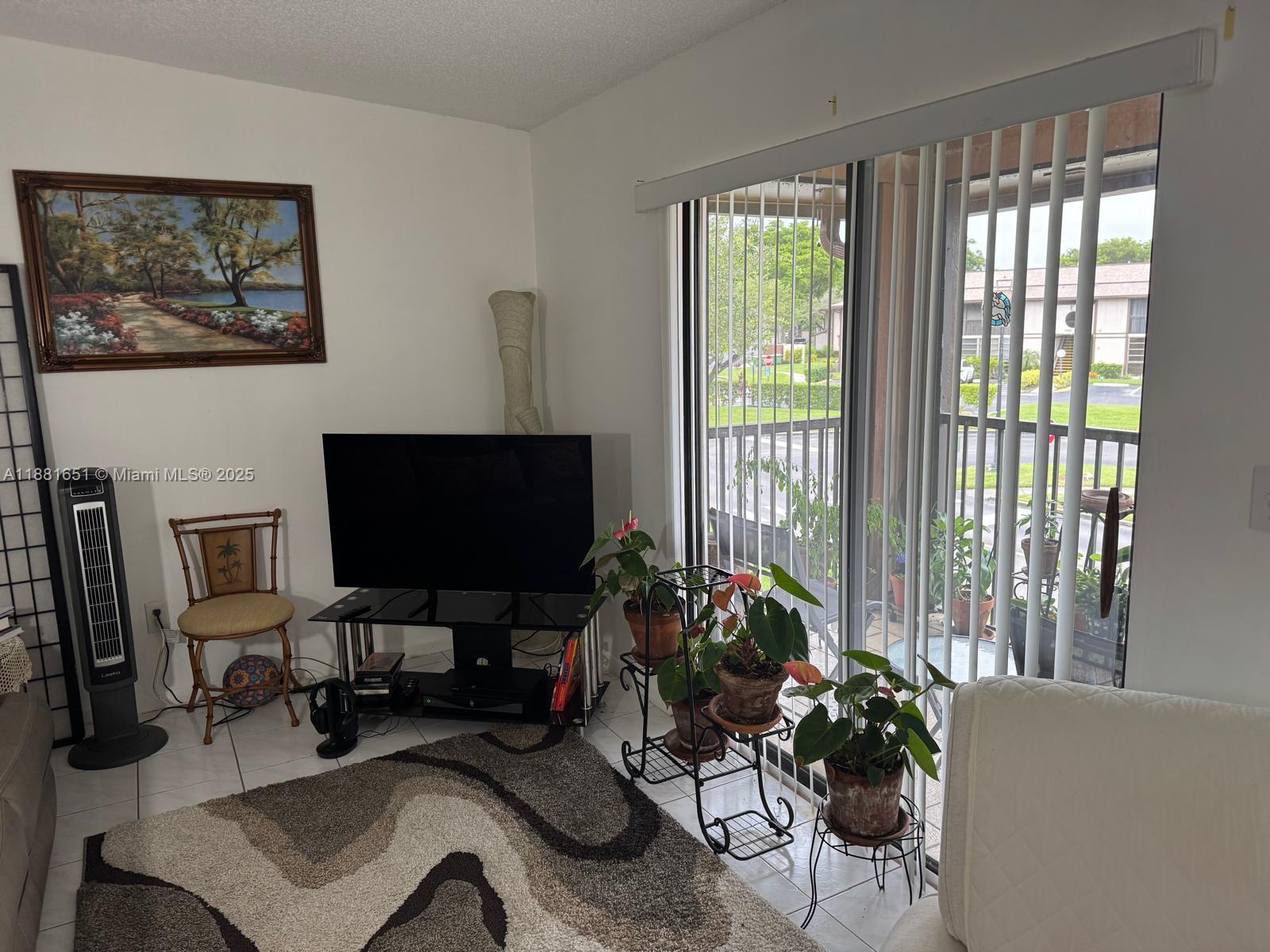BELFORT CONDOMINIUM G - Residential