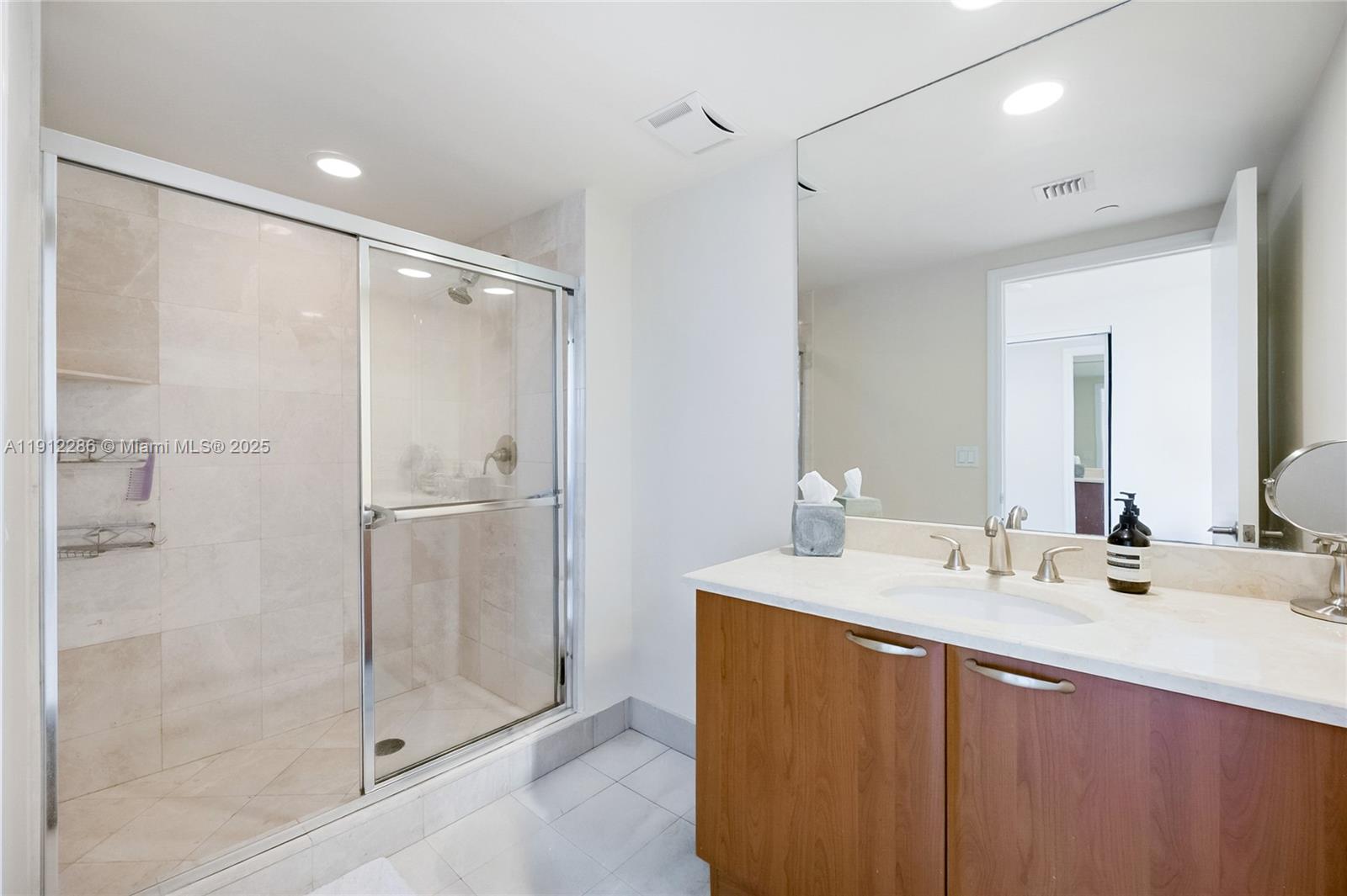 THE PENINSULA II CONDO - Residential