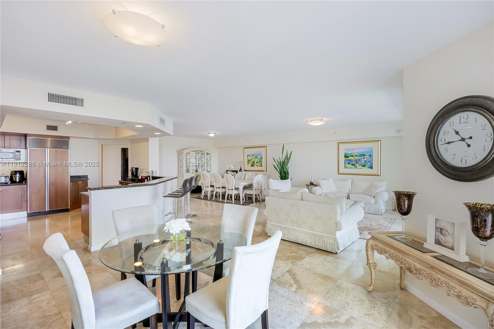 THE PENINSULA II CONDO - Residential