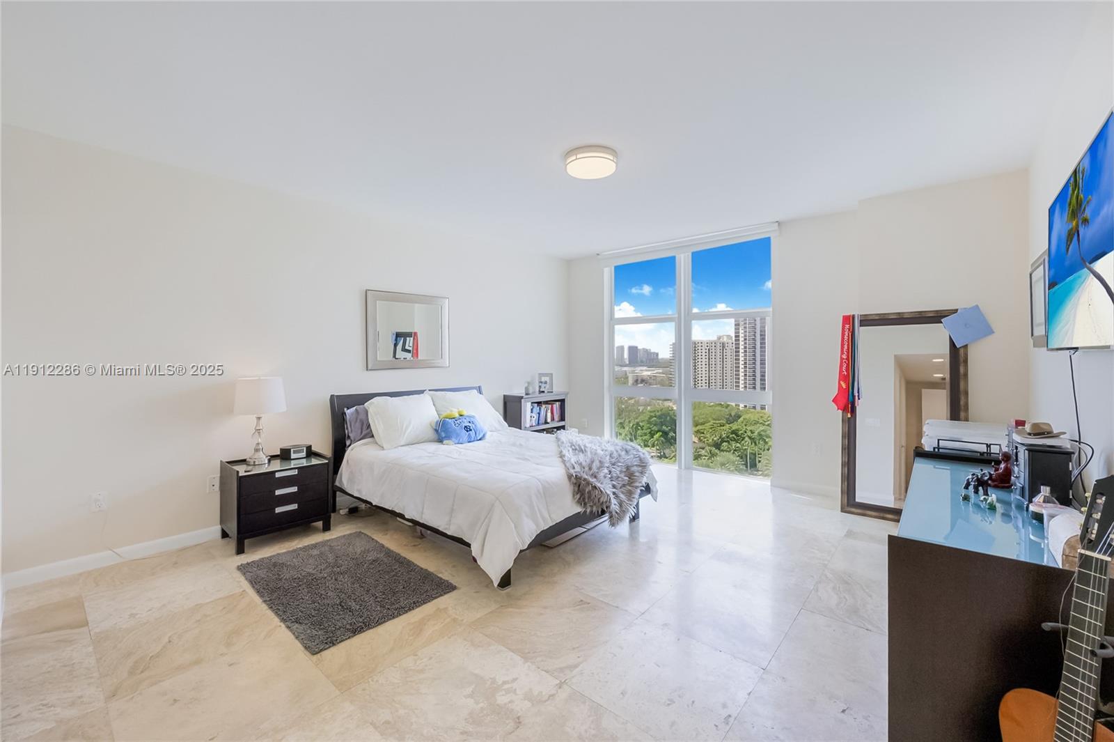 THE PENINSULA II CONDO - Residential