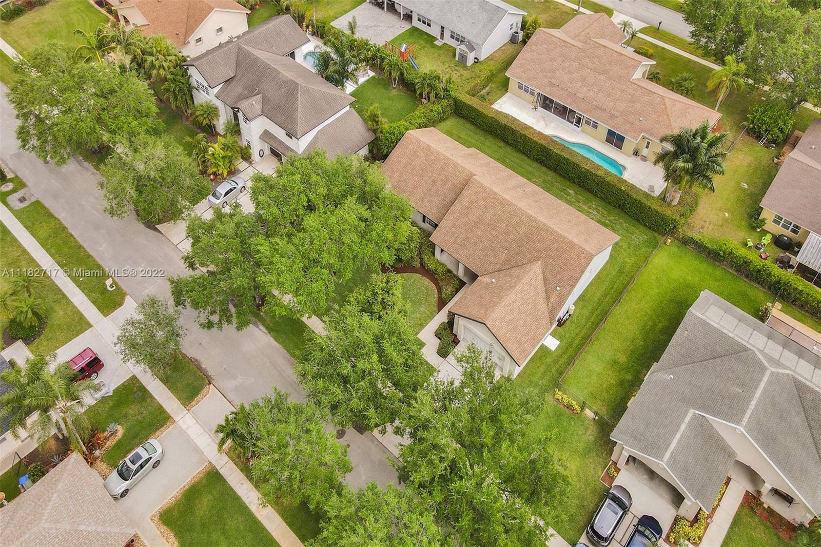 CHAPEL TRAIL REPLAT SEC T - Residential