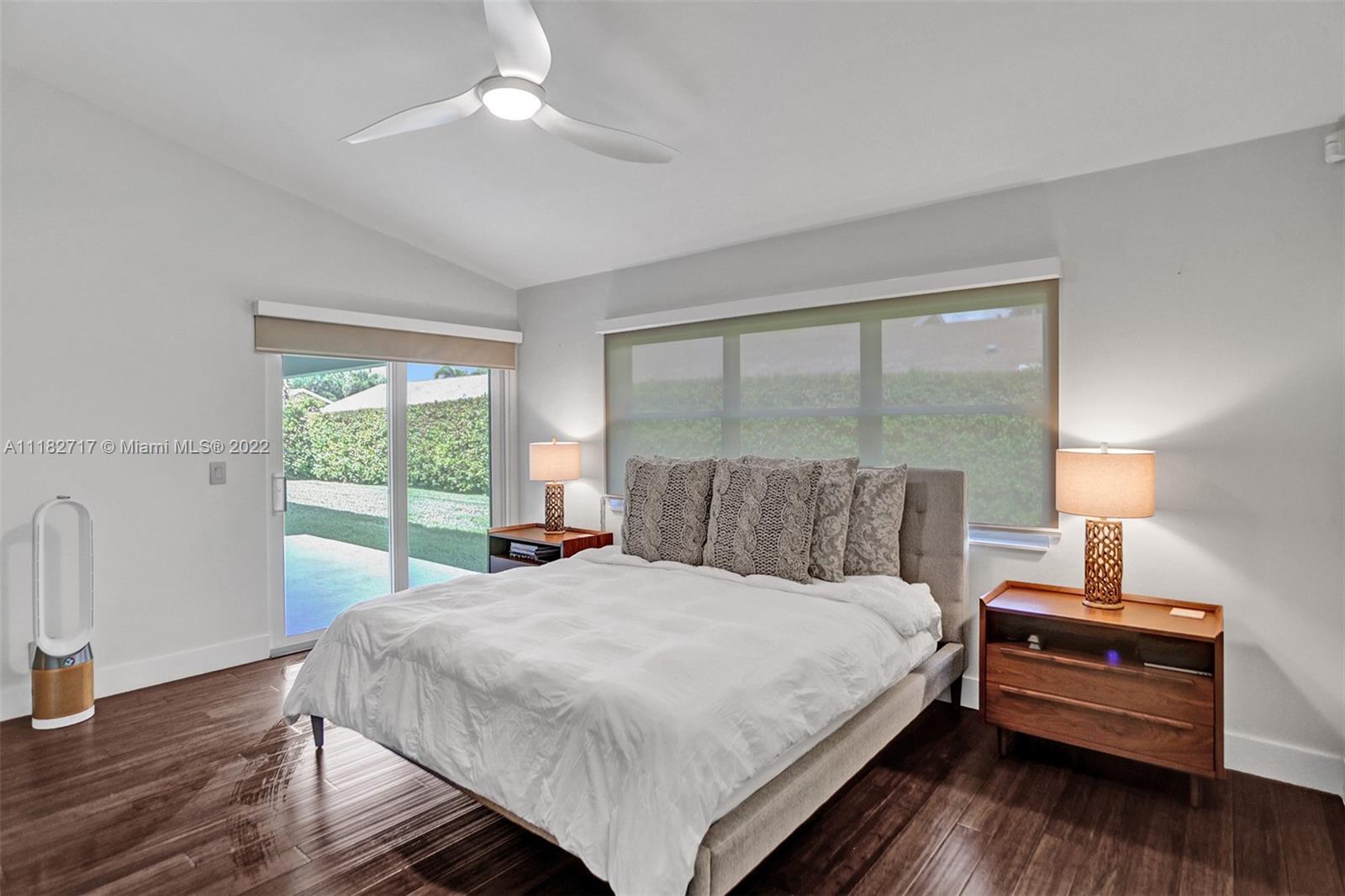 CHAPEL TRAIL REPLAT SEC T - Residential