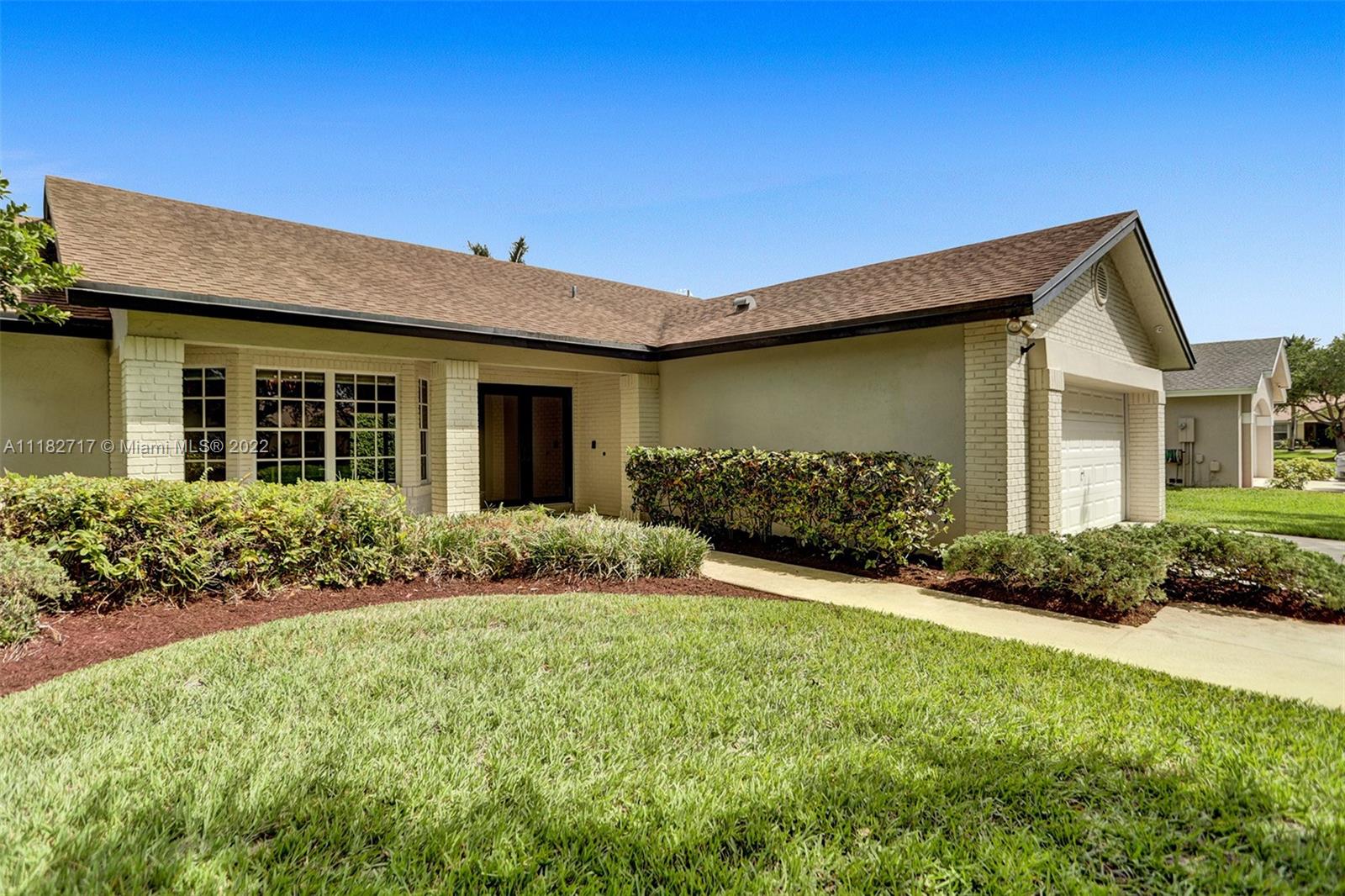 CHAPEL TRAIL REPLAT SEC T - Residential