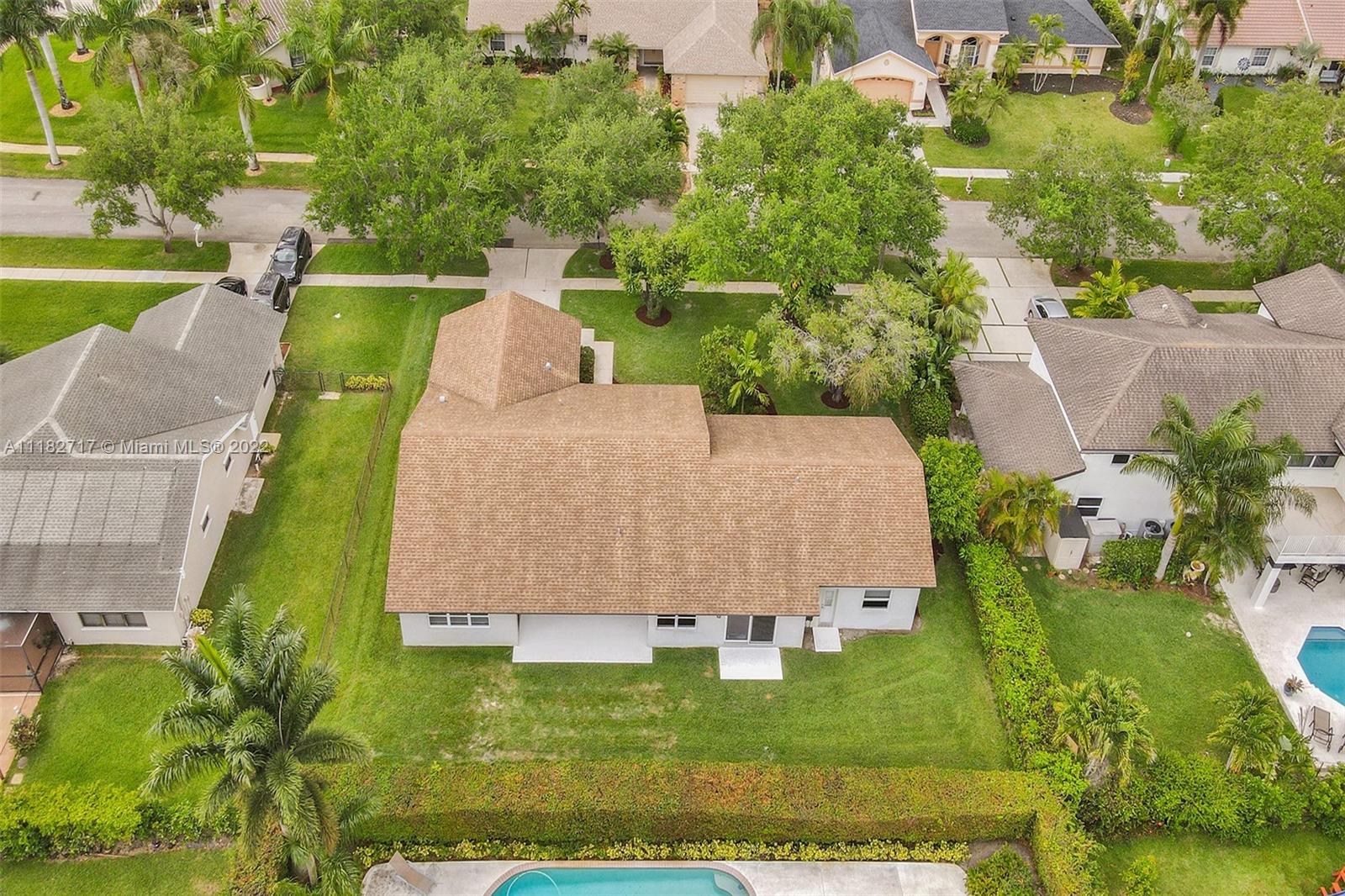 CHAPEL TRAIL REPLAT SEC T - Residential